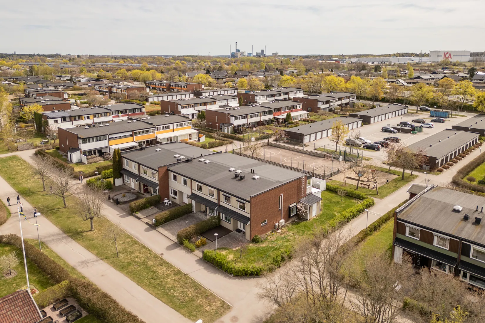 Villa, Radhus, Rösegårdsgatan 116, Skälby, Västerås