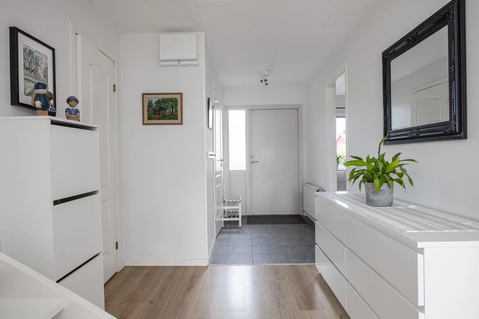 Villa, Radhus, Rösegårdsgatan 116, Skälby, Västerås