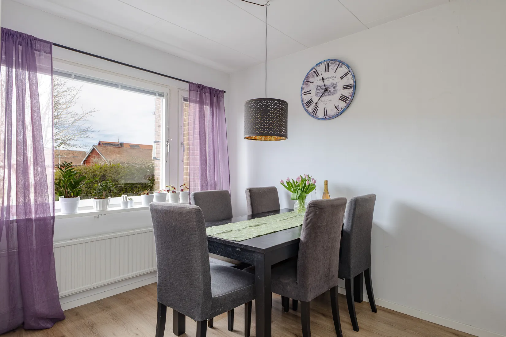 Villa, Radhus, Rösegårdsgatan 116, Skälby, Västerås
