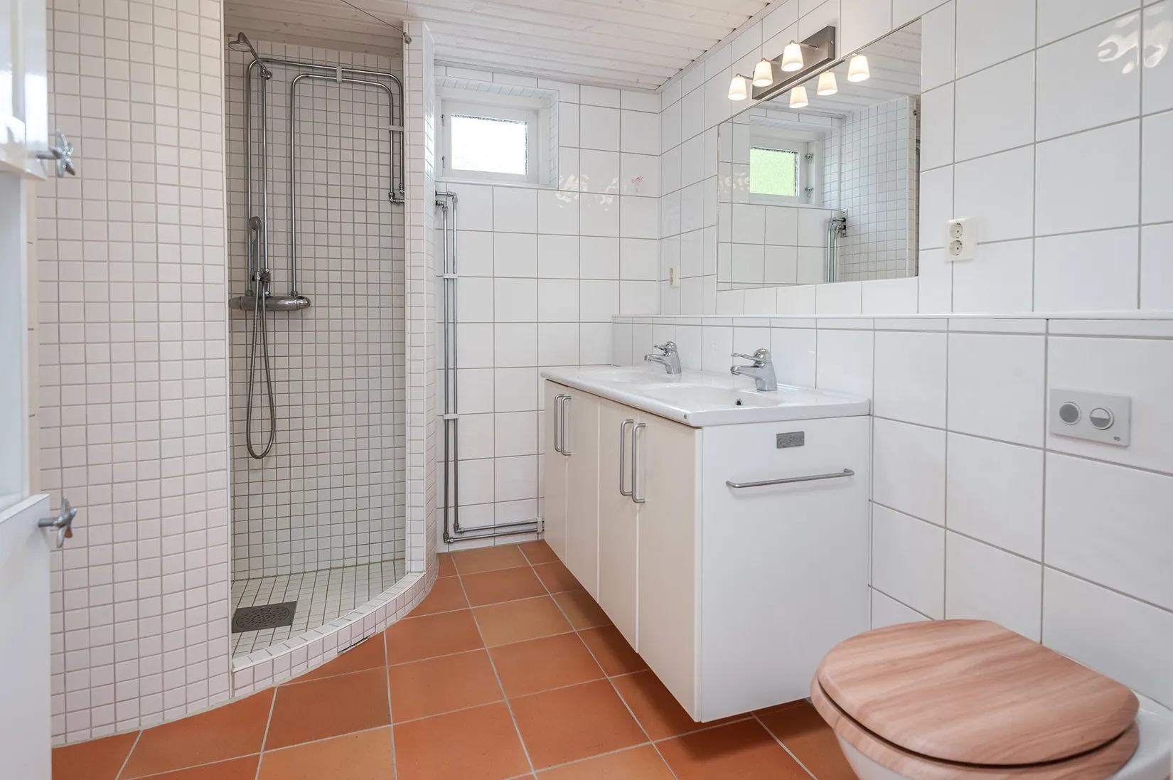 Villa, Strömshammar Sjöslingan 70, Flen