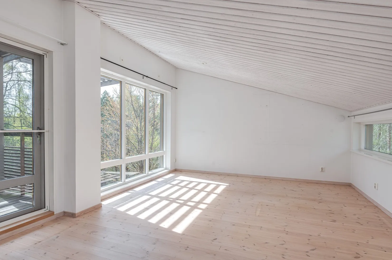 Villa, Strömshammar Sjöslingan 70, Flen