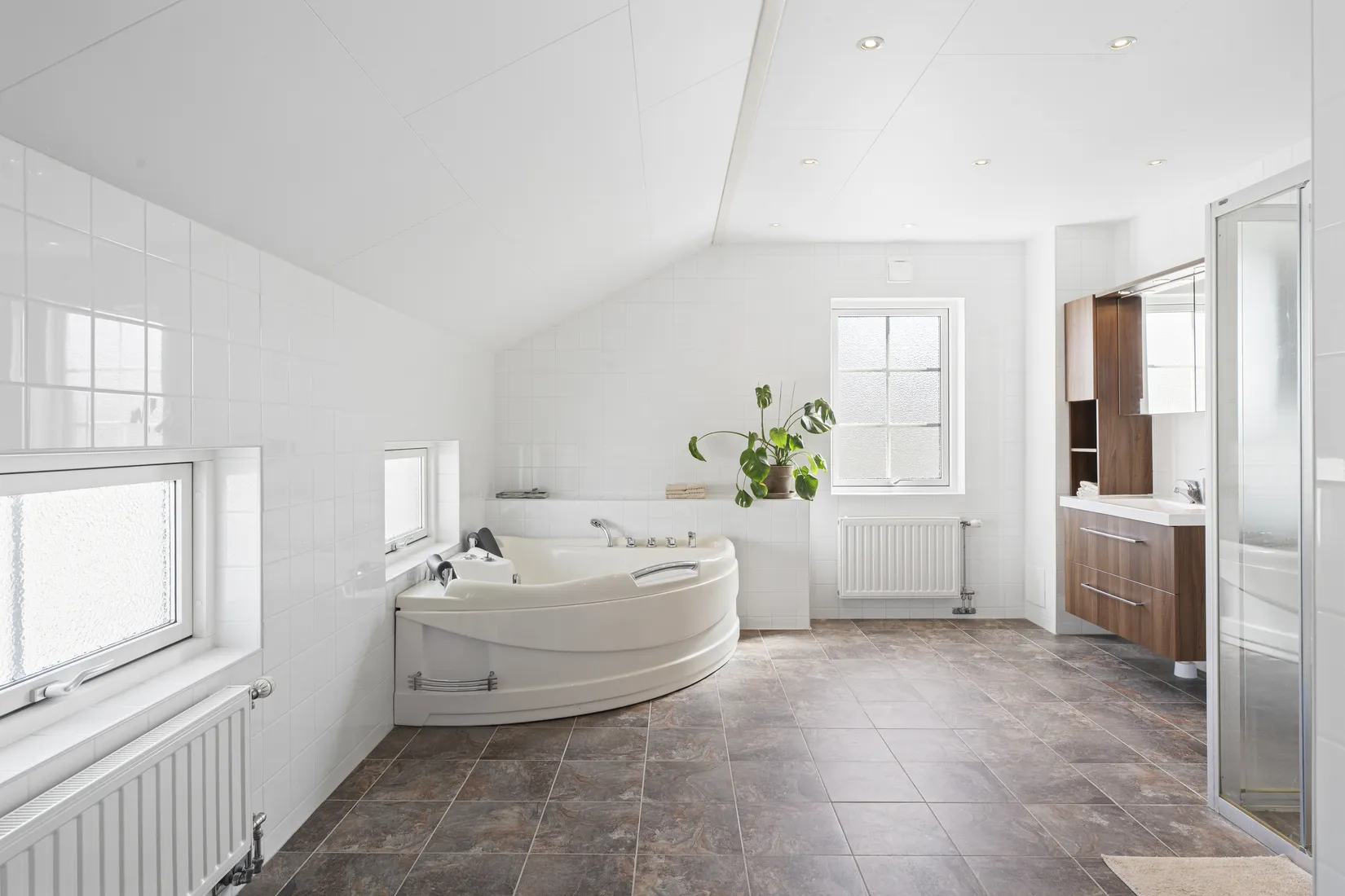Villa, Spillkråkegatan 20, Alsike, Knivsta