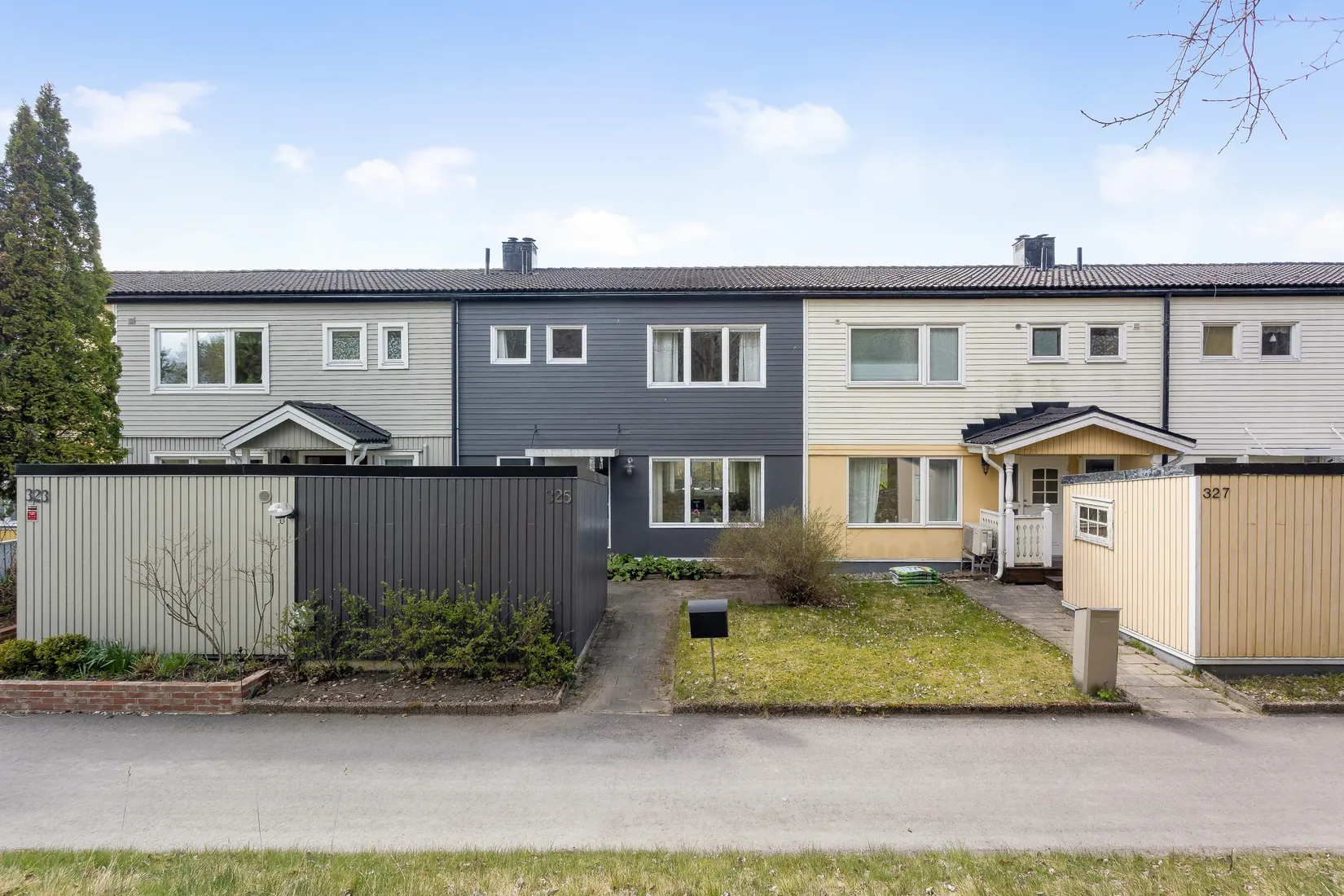 Villa, Radhus, Andebodavägen 325, Viksjö, Järfälla