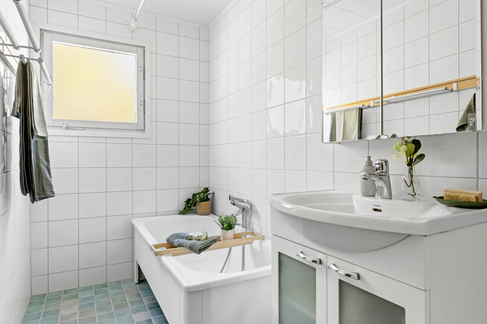 Villa, Radhus, Andebodavägen 325, Viksjö, Järfälla