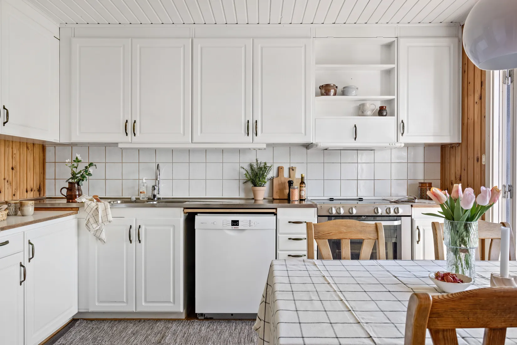 Villa, Radhus, Andebodavägen 325, Viksjö, Järfälla