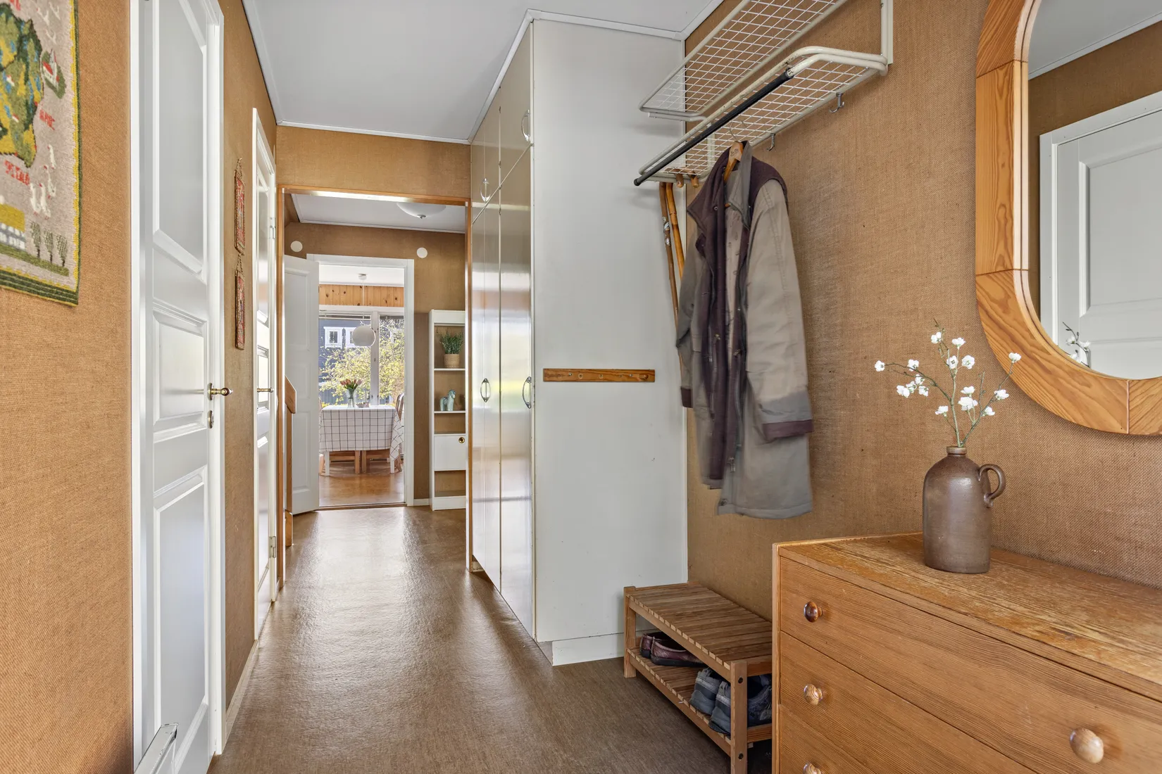 Villa, Radhus, Andebodavägen 325, Viksjö, Järfälla