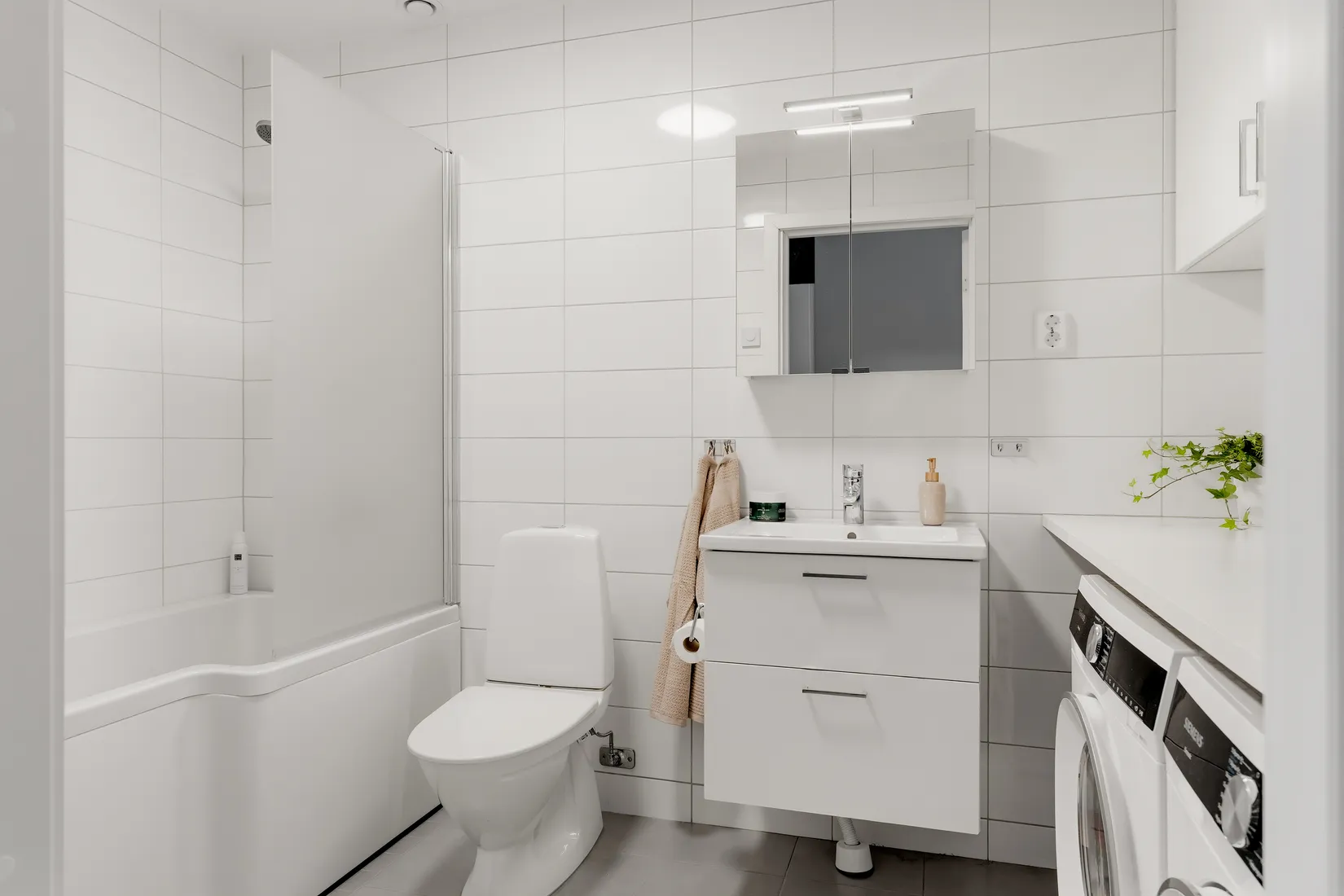Radhus, Växthusgränd 17, Marieberg, Nyköping