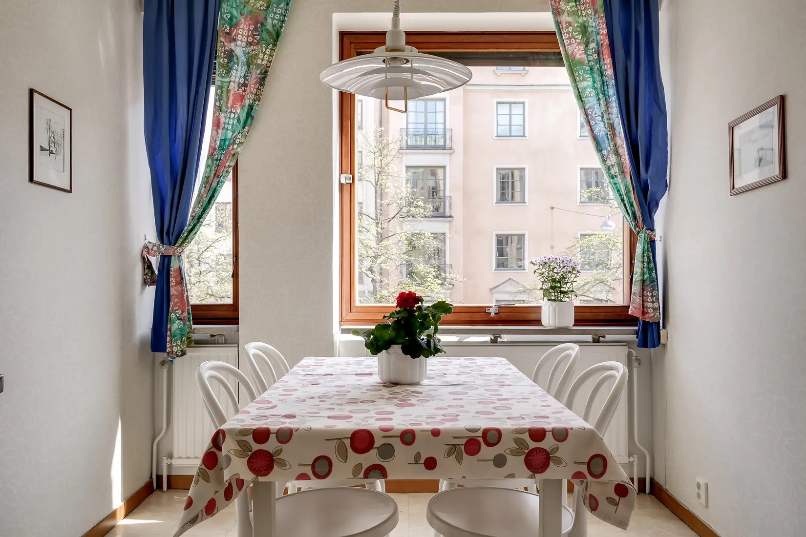 Bostadsrätt, Odengatan 30, 2 tr, Vasastan Sibirien, Stockholm