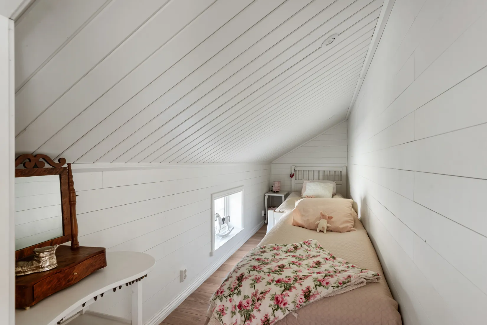 Gård/Skog, Tulka byväg 10 och 12, Tulka, Norrtälje