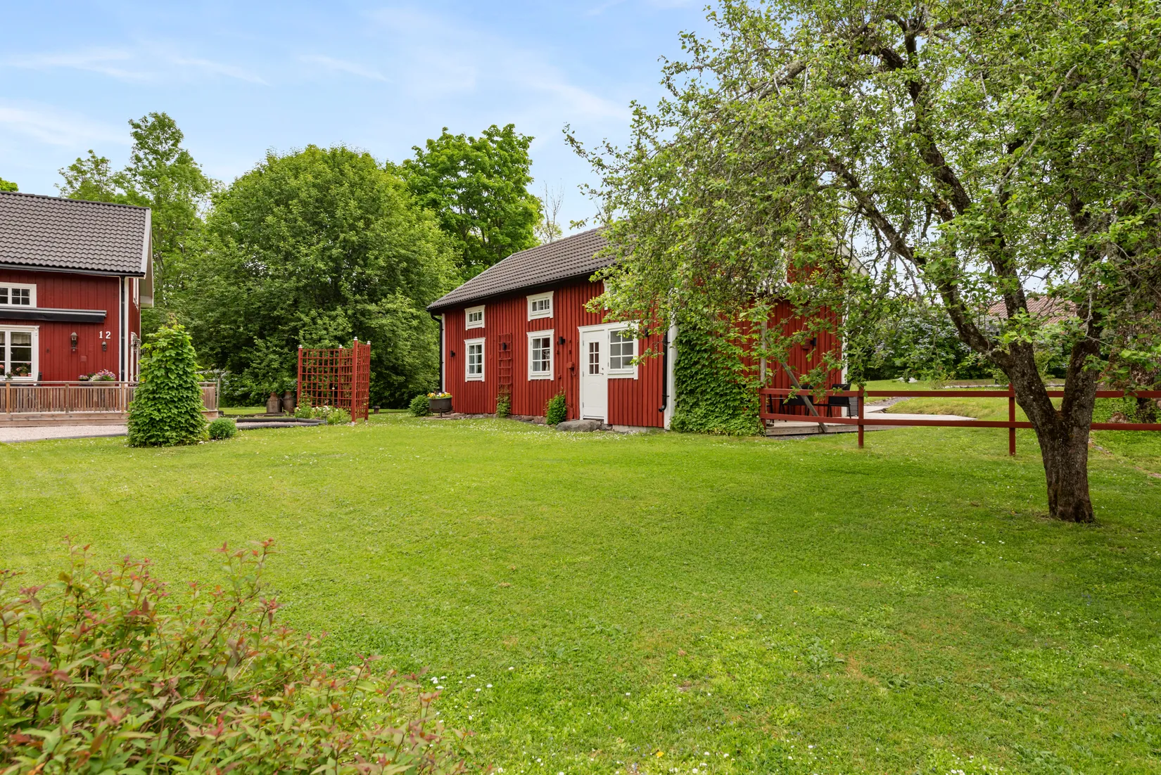 Gård/Skog, Tulka byväg 10 och 12, Tulka, Norrtälje