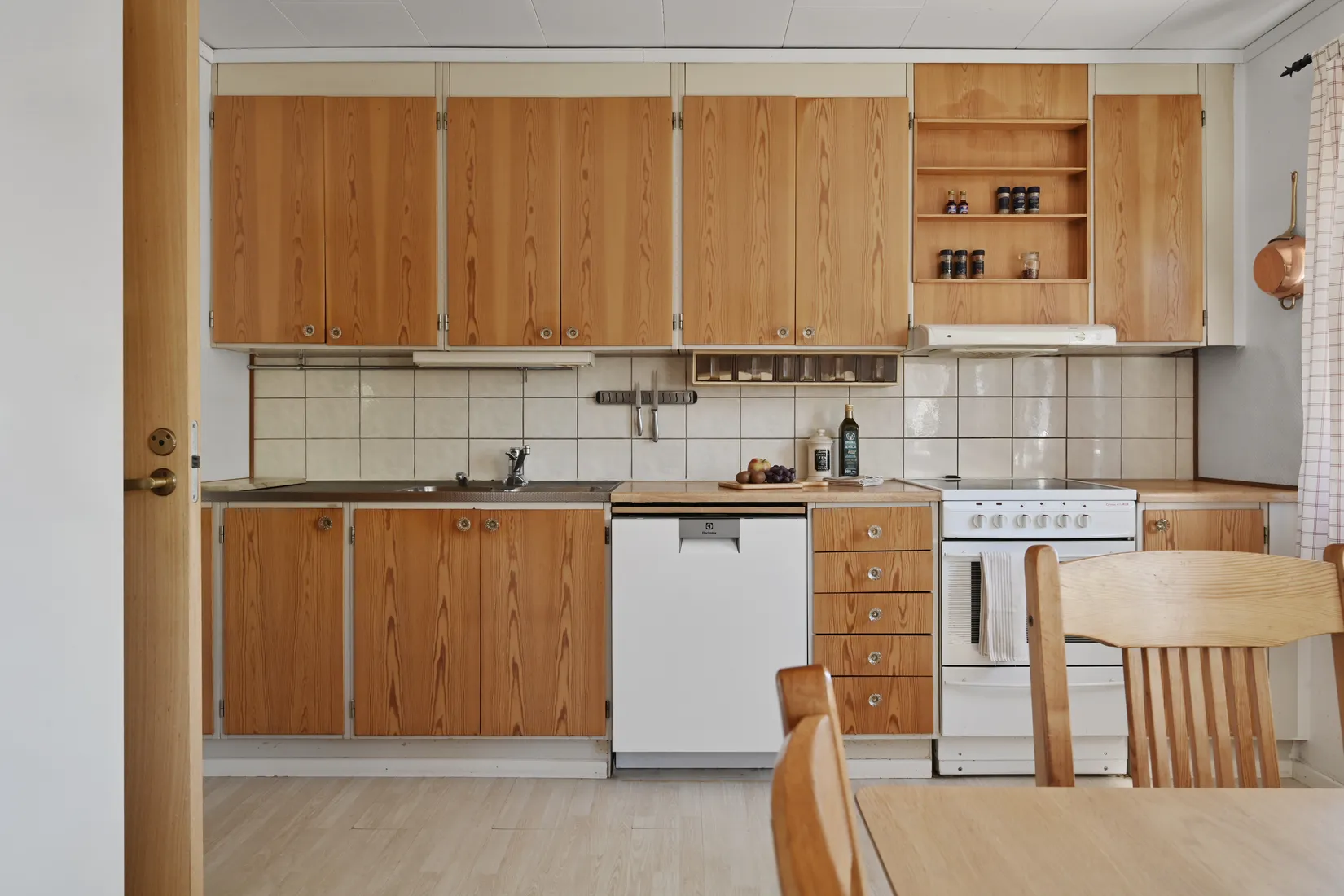 Villa, Betesvägen 12, Tureberg/Centrala Sollentuna, Sollentuna