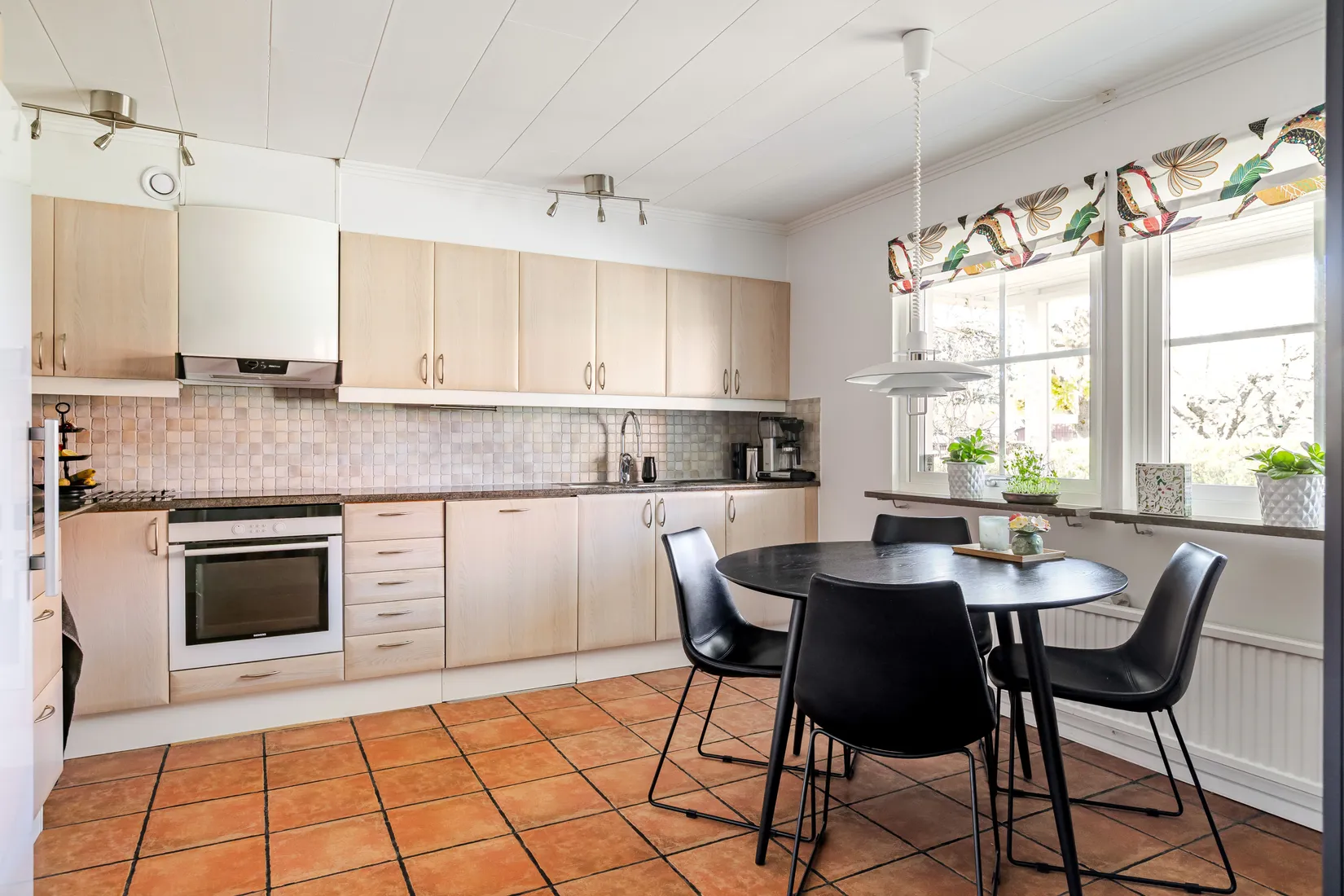 Radhus, Odalgatan 24, Lambohov, Linköping