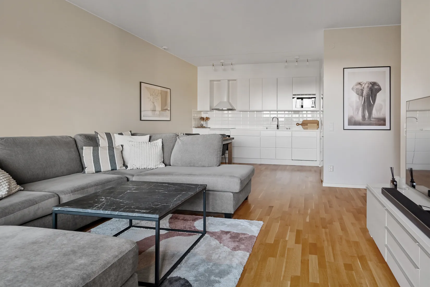 Bostadsrätt, Centralvägen 2E, Centrala Väsby, Upplands Väsby