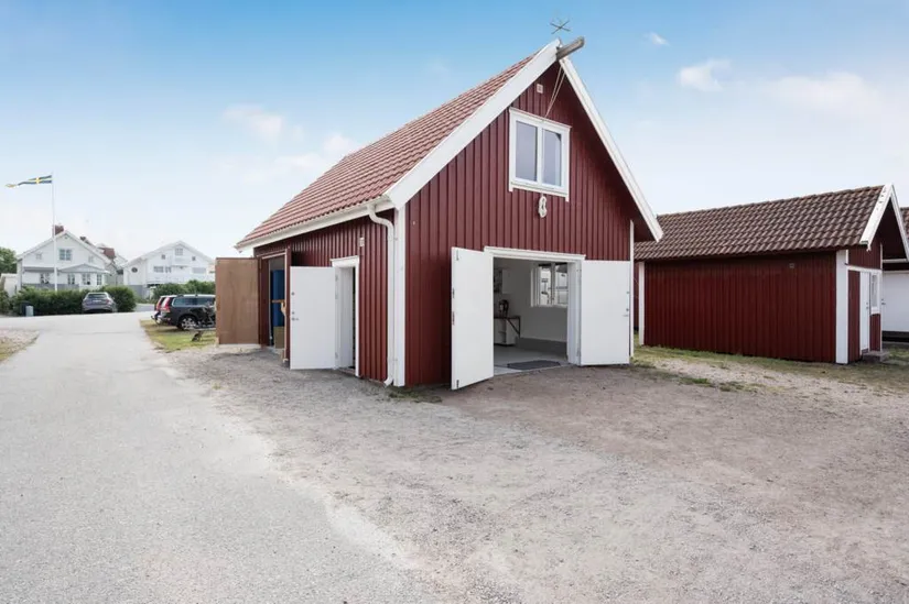 Villa, Sjöbod på Väjerns hamnplan, Väjern, Sotenäs