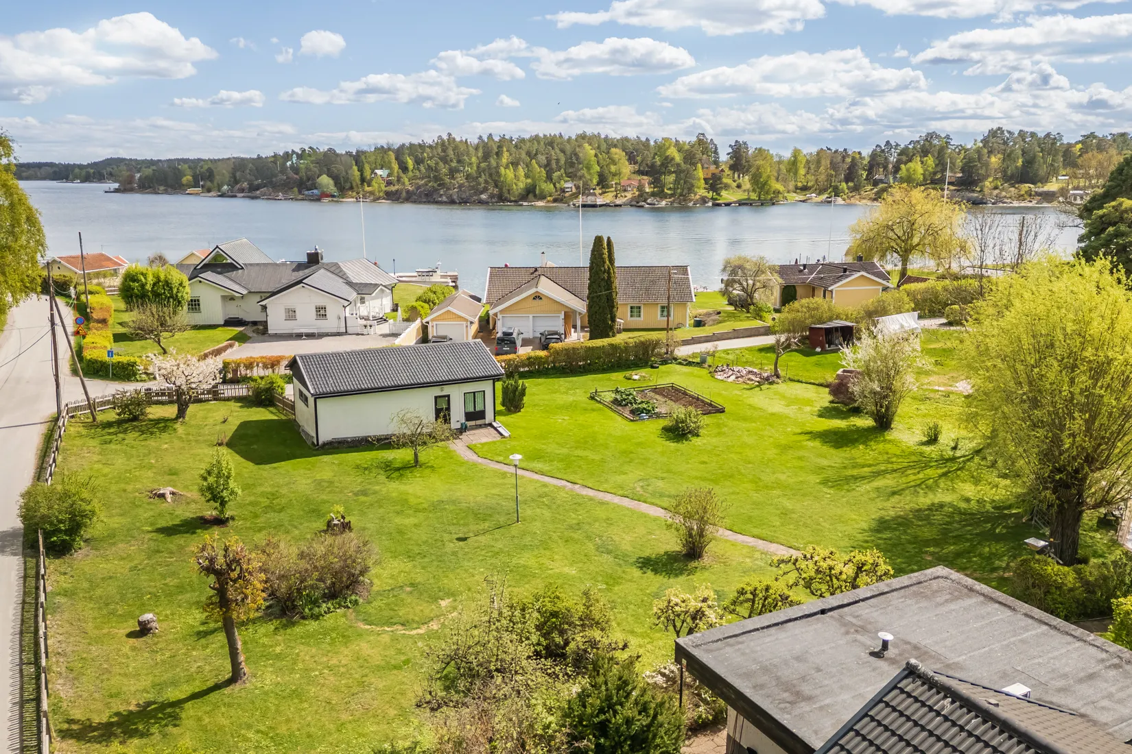 Villa, HUSHOLMSVÄGEN 2, Resarö, Vaxholm
