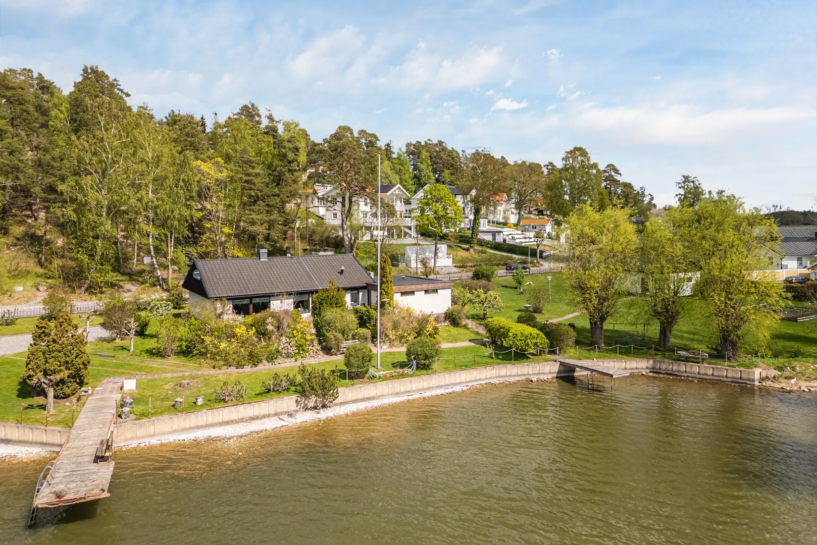 Villa, HUSHOLMSVÄGEN 2, Resarö, Vaxholm