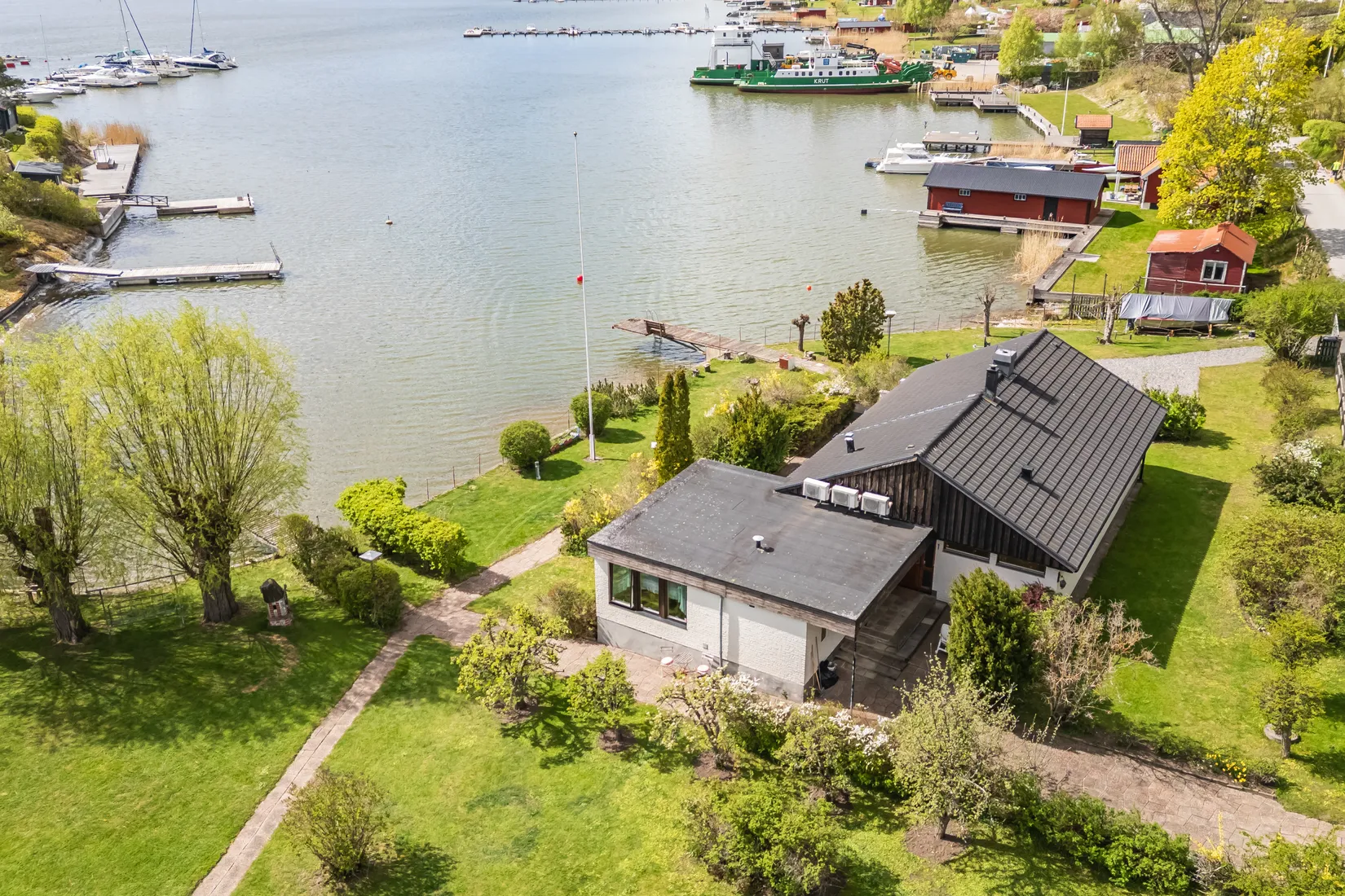 Villa, HUSHOLMSVÄGEN 2, Resarö, Vaxholm