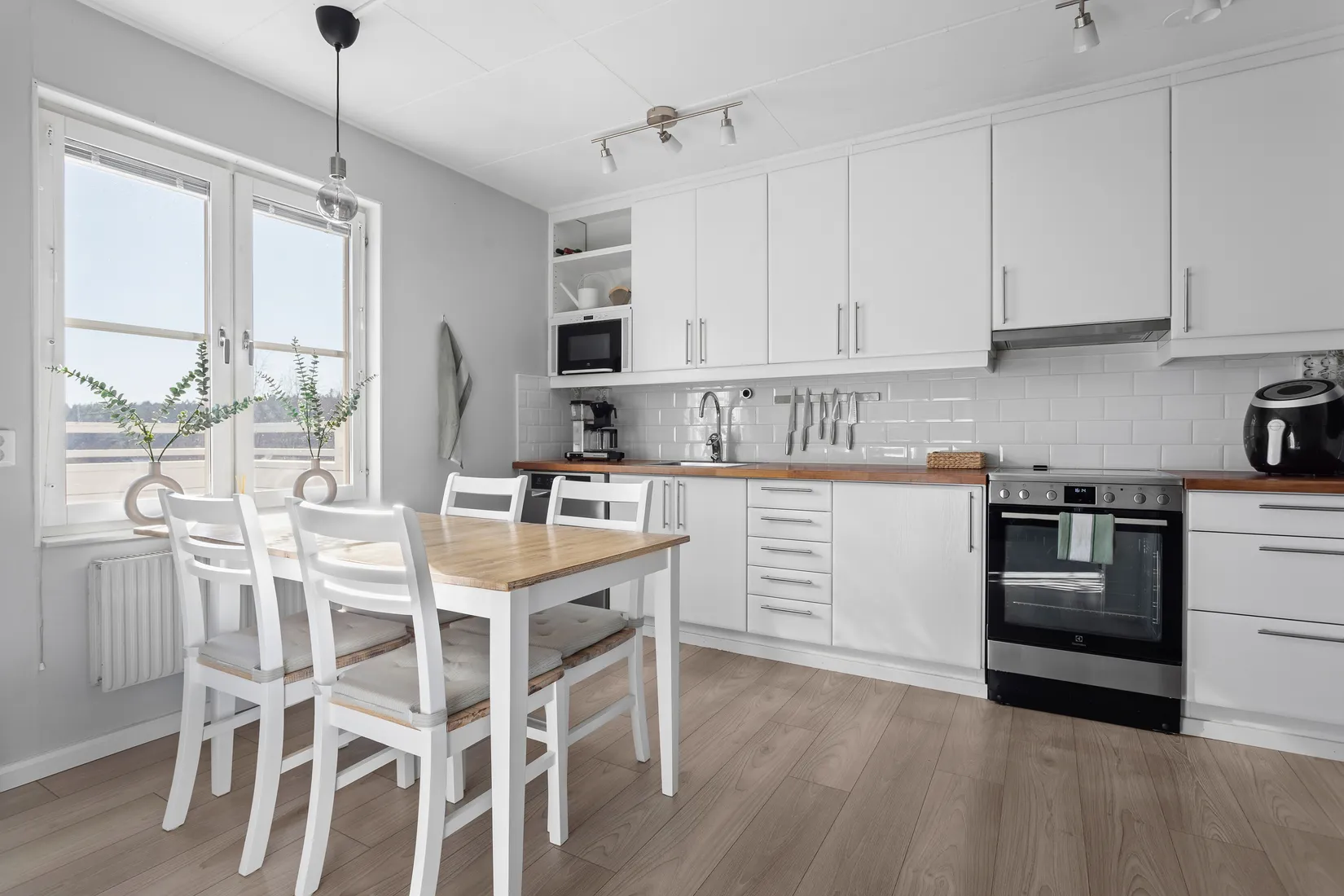 Bostadsrätt, Radhus, Söderbacksvägen 21, Munsö, Ekerö