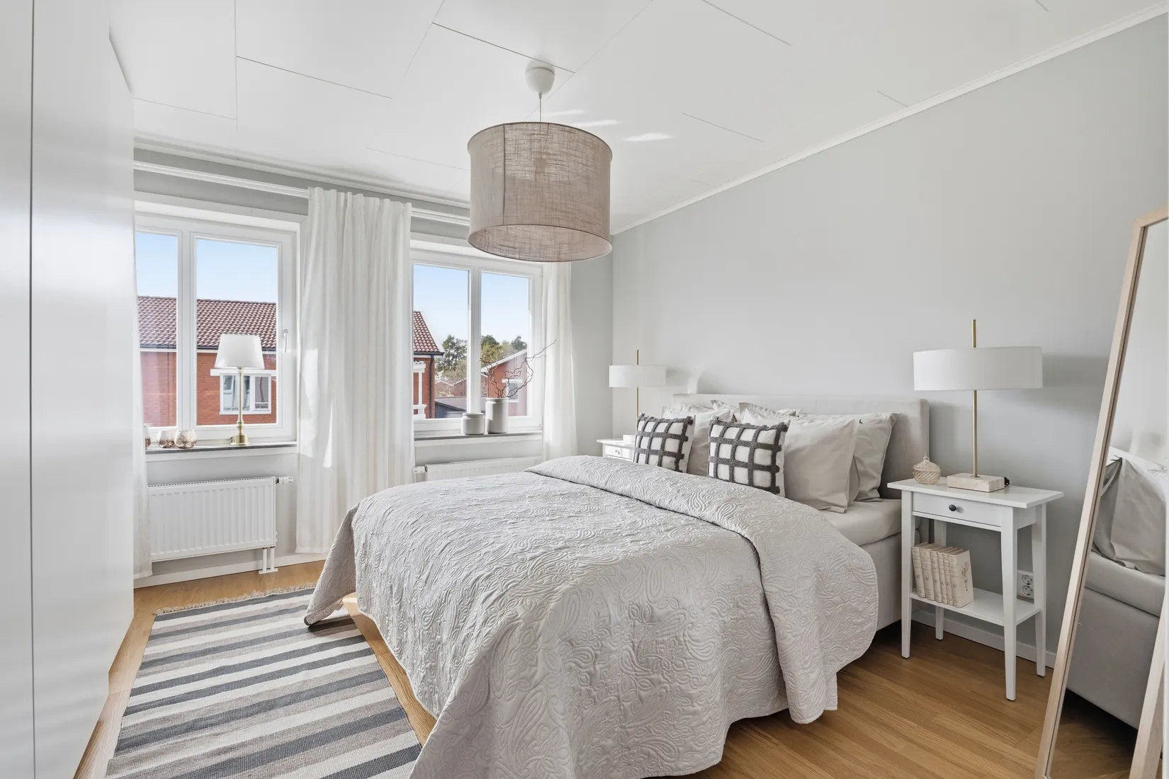 Radhus, Pastorsvägen 10, Prästgårdsmarken, Upplands Väsby
