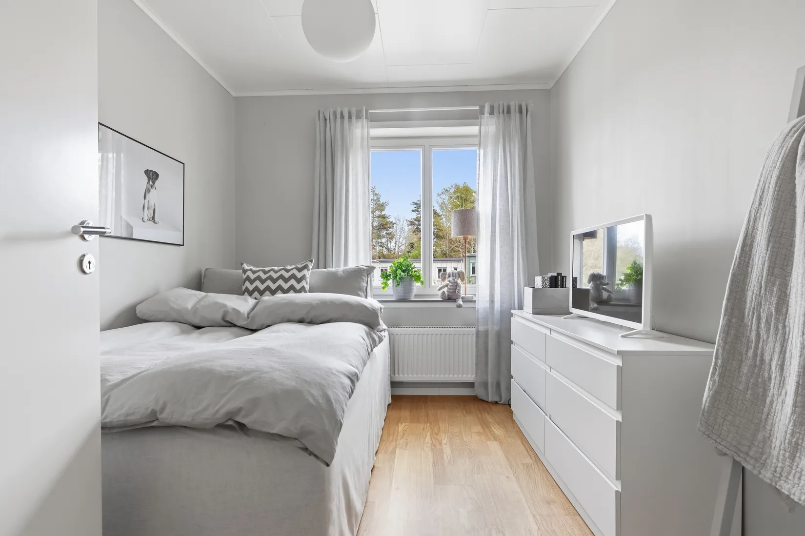 Radhus, Pastorsvägen 10, Prästgårdsmarken, Upplands Väsby