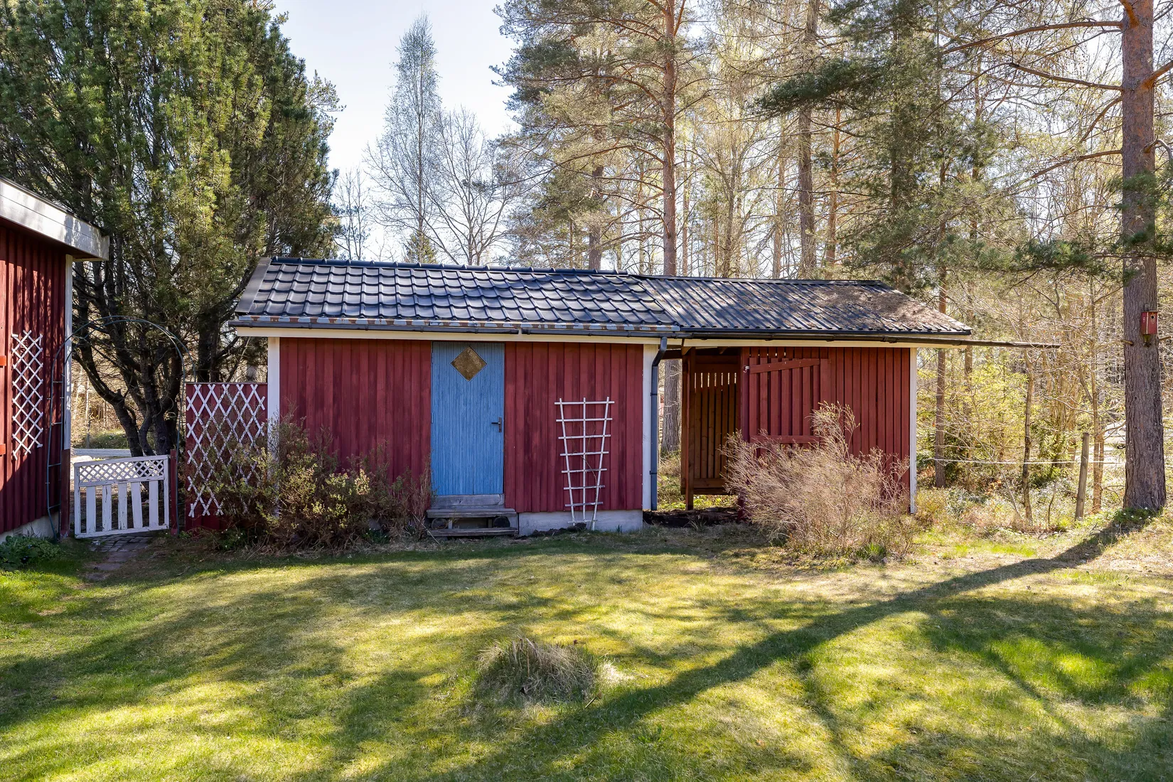 Villa, Orienterarvägen 5, Klockhammar ( 5 km från Närkes kil), Örebro