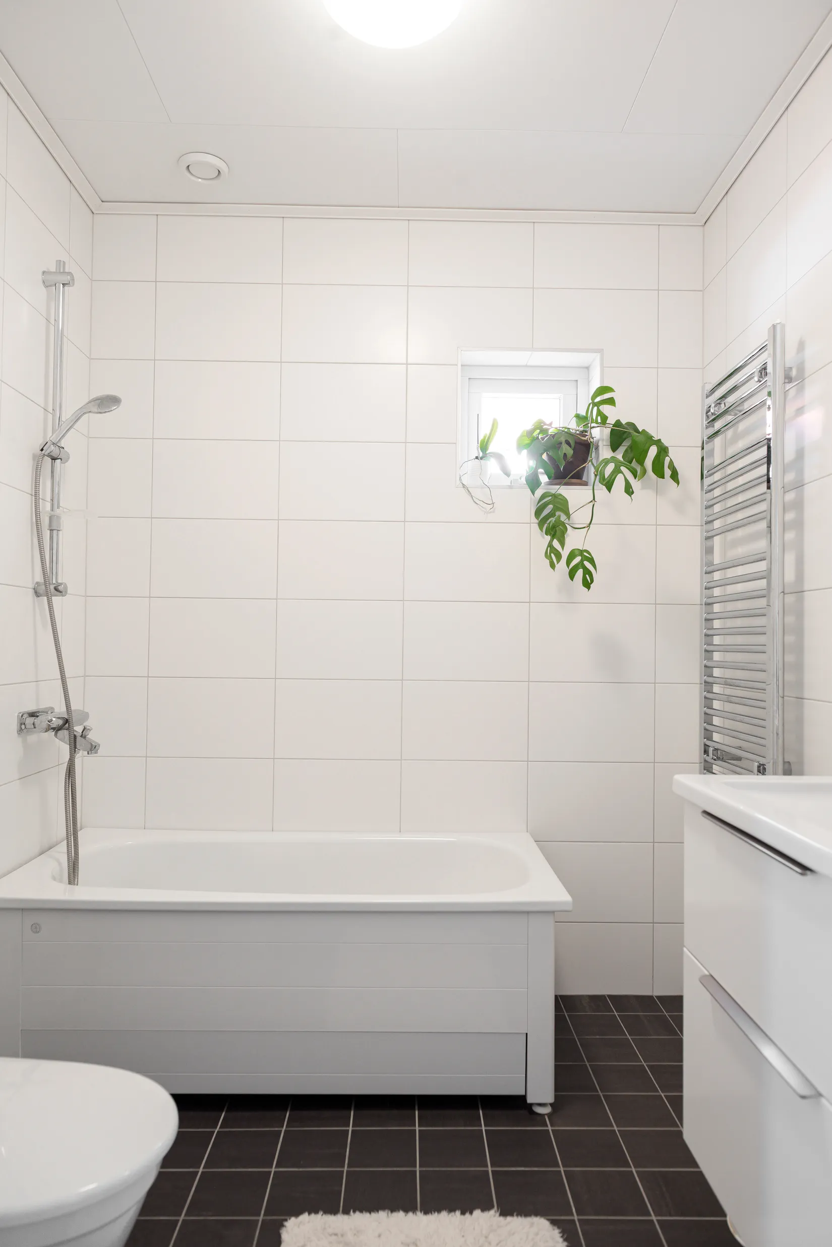 Bostadsrätt, Radhus, Skördevägen 20, Bålsta Väppeby Äng, Håbo