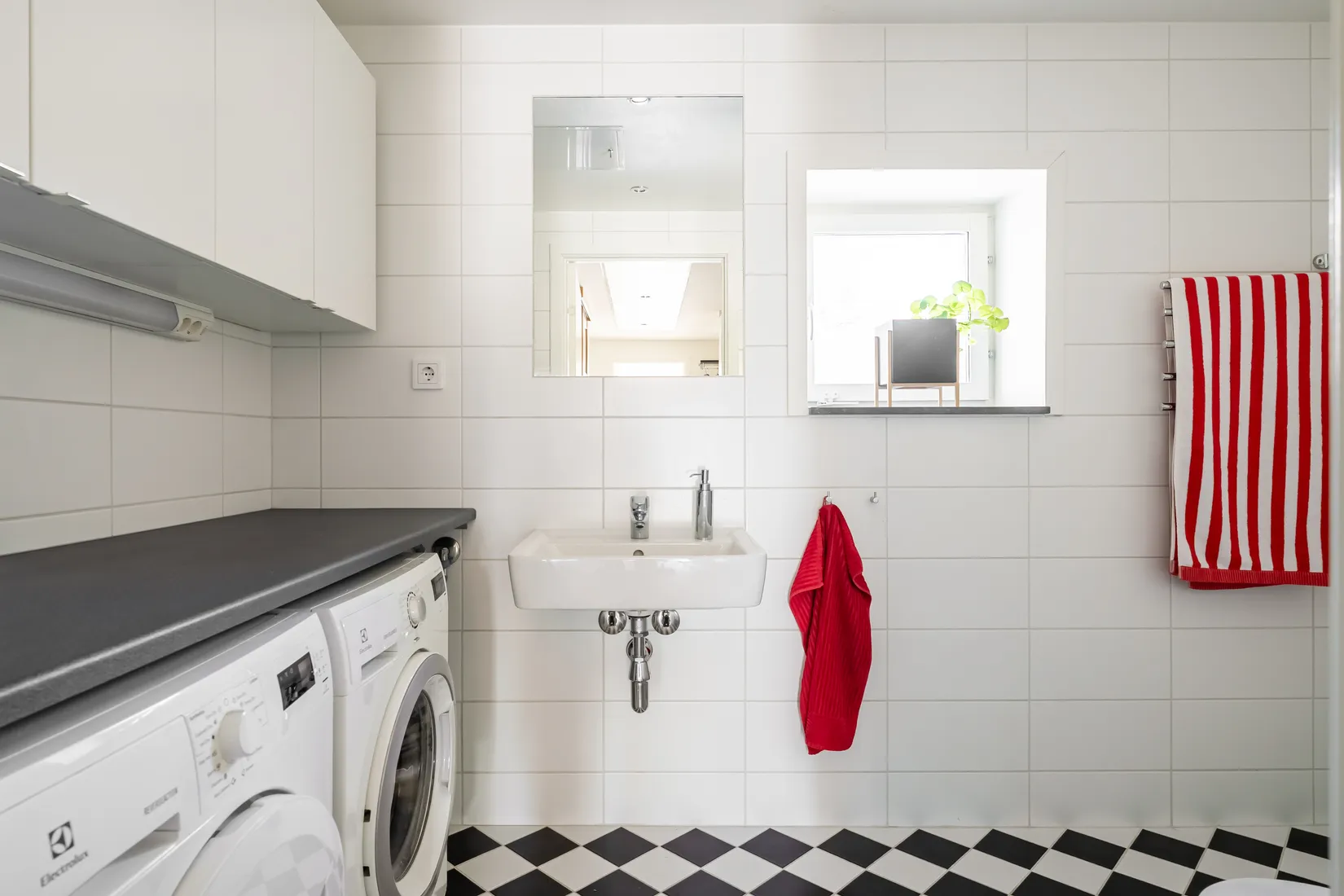 Bostadsrätt, Finnboda varvsväg 14A, 5 vån, Finnboda Hamn, Nacka