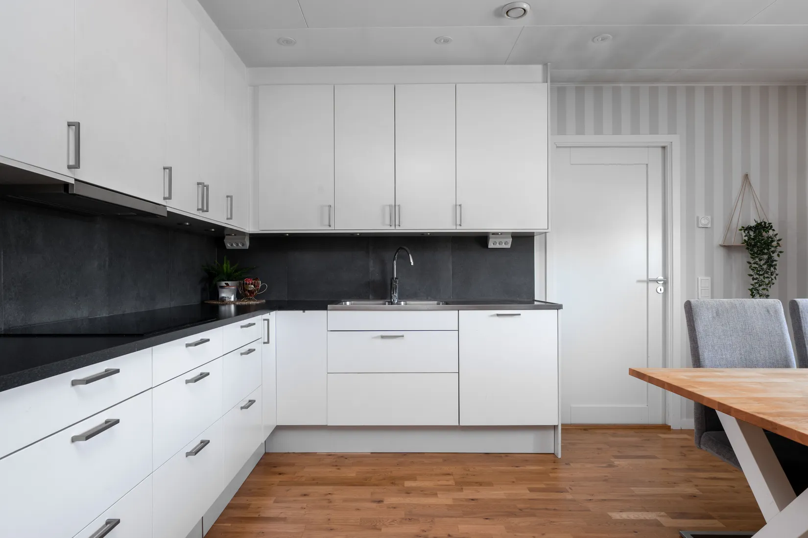 Villa, Mogarp Vägstugan 1, Mjölby