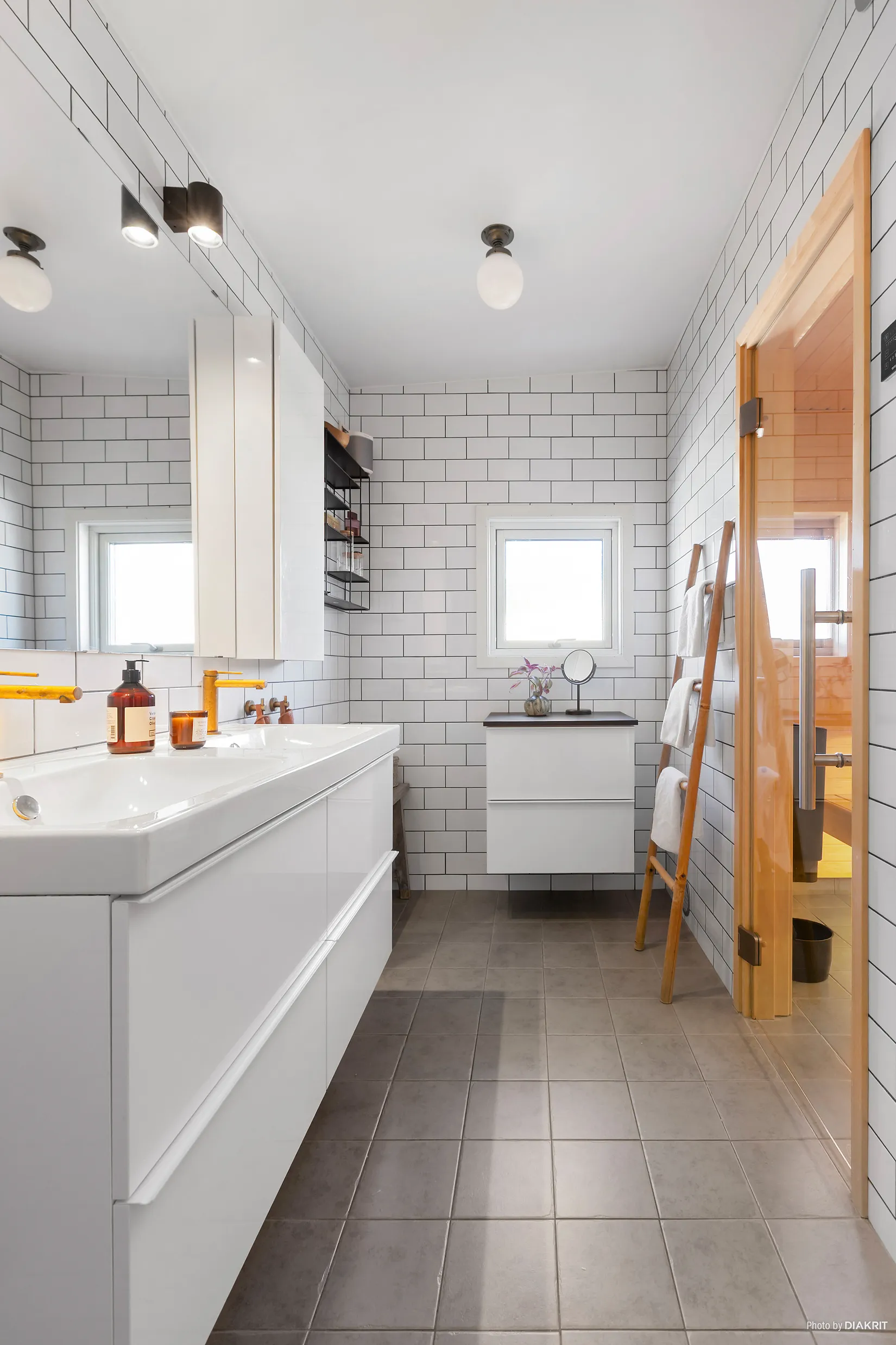 Villa, Radhus, Kikarvägen 12, Viksjö, Järfälla