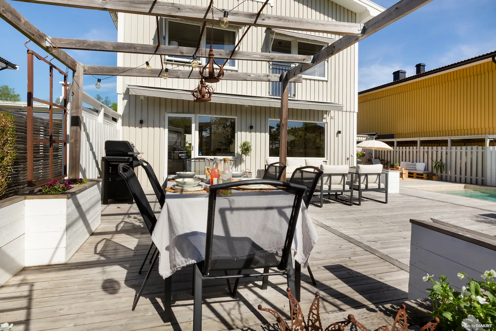 Villa, Radhus, Kikarvägen 12, Viksjö, Järfälla