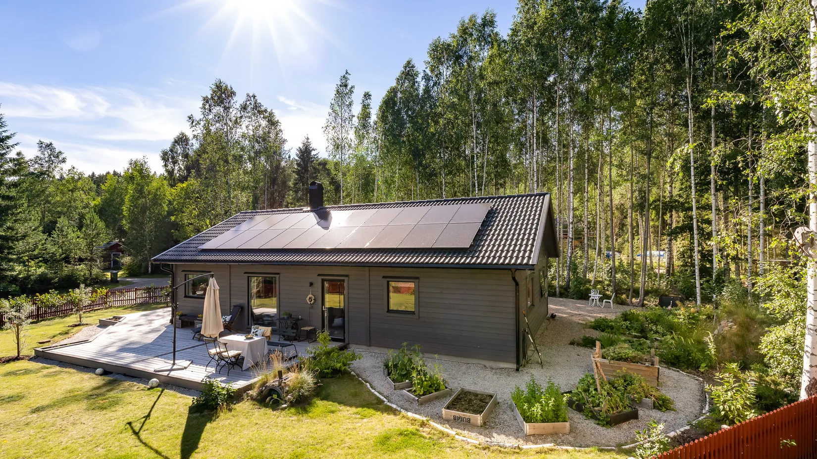 Villa, Semestervägen 2A, Klockhammar ( 5 km från Närkes kil), Örebro