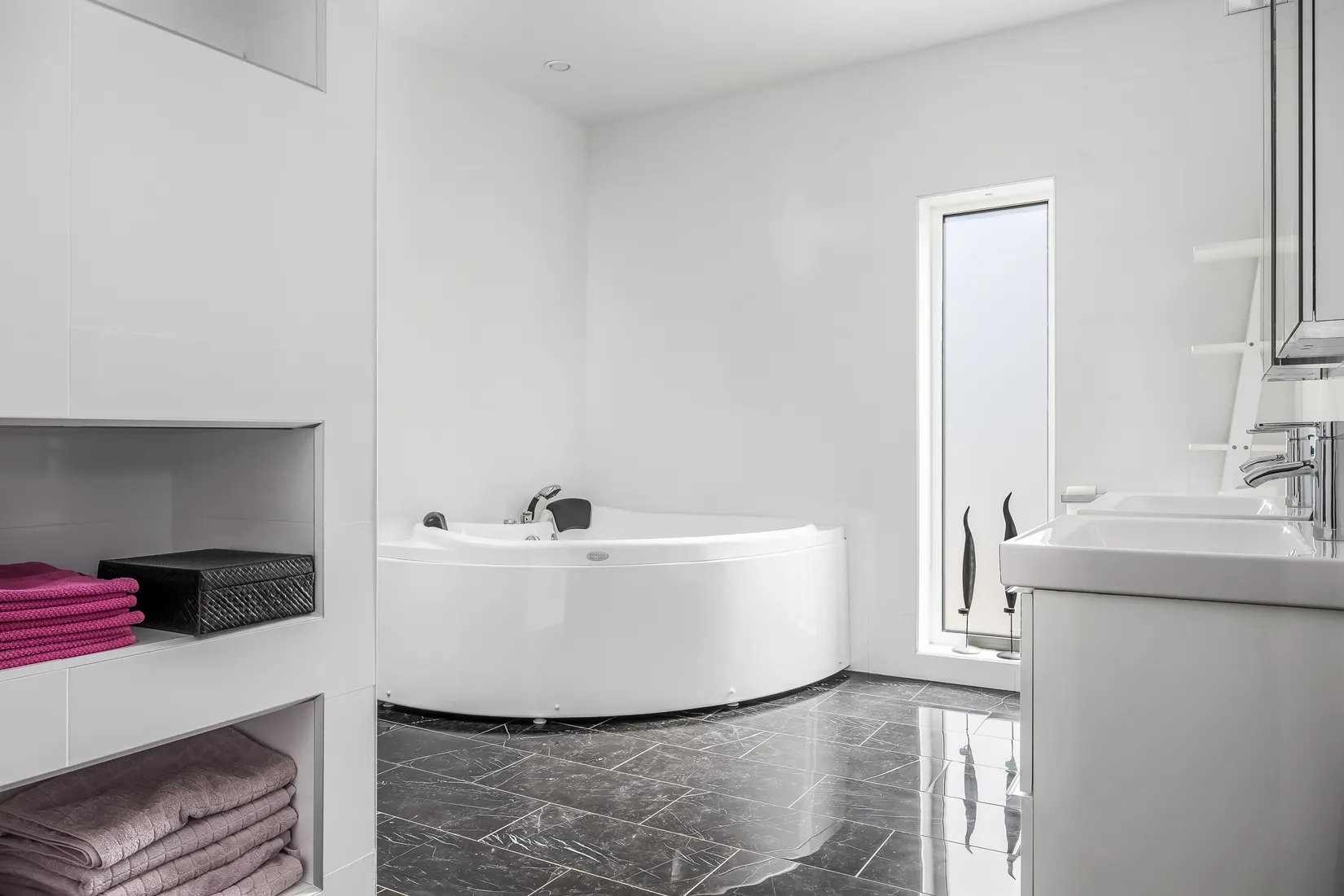 Villa, Husaby strand 18, Söderköping
