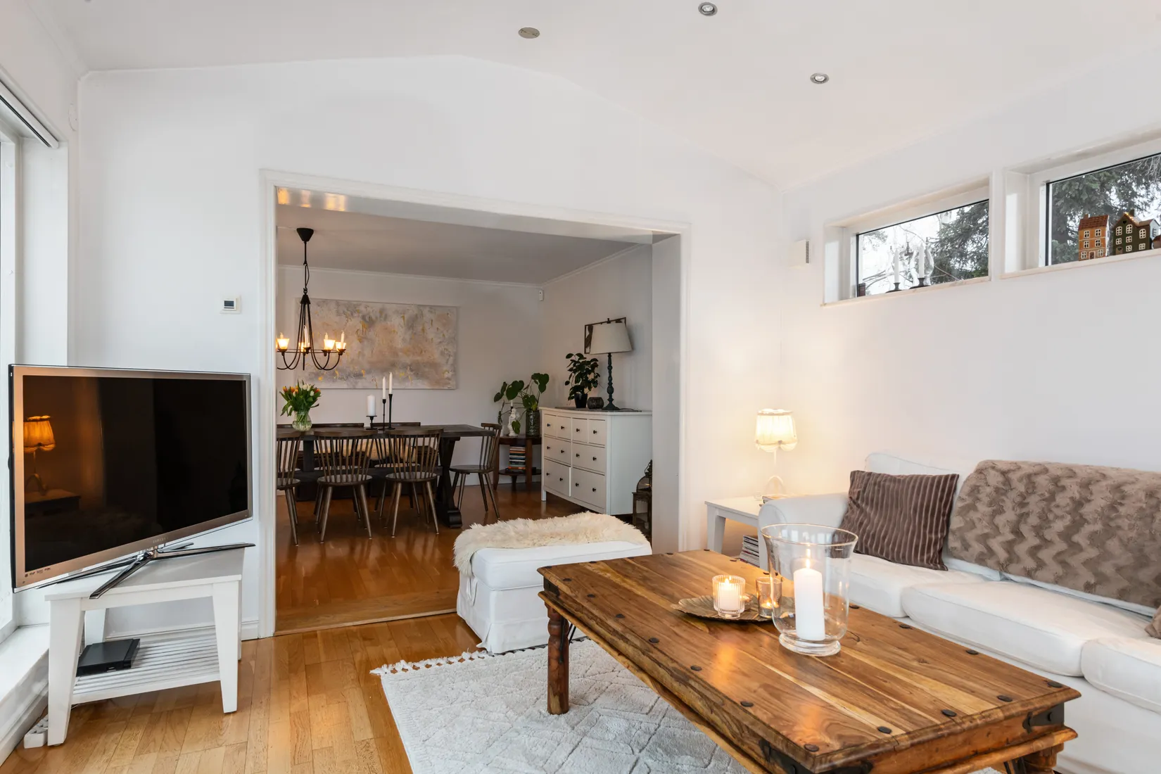 Villa, Radhus, Reduttvägen 88, Gribbylund, Täby