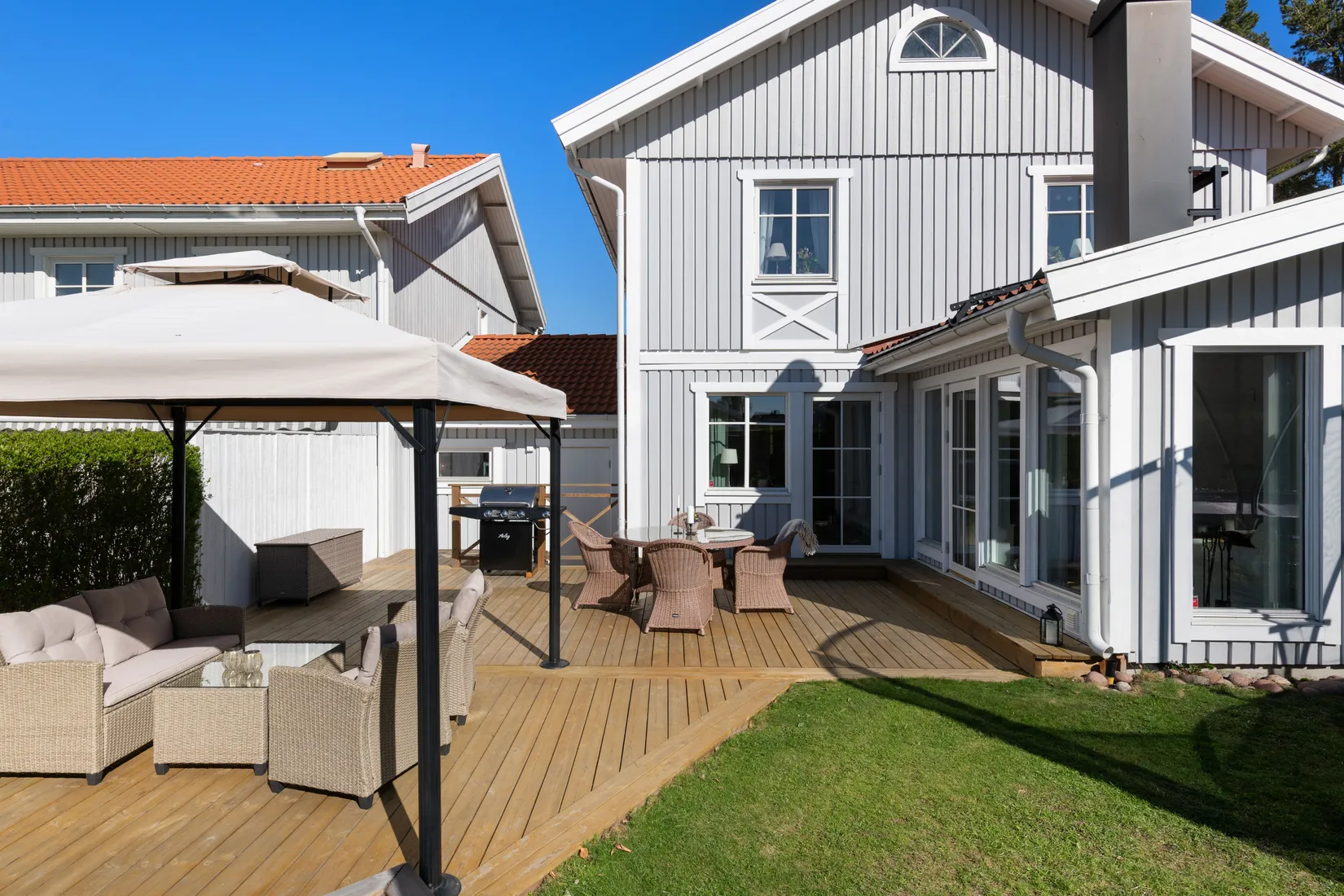 Villa, Radhus, Reduttvägen 88, Gribbylund, Täby