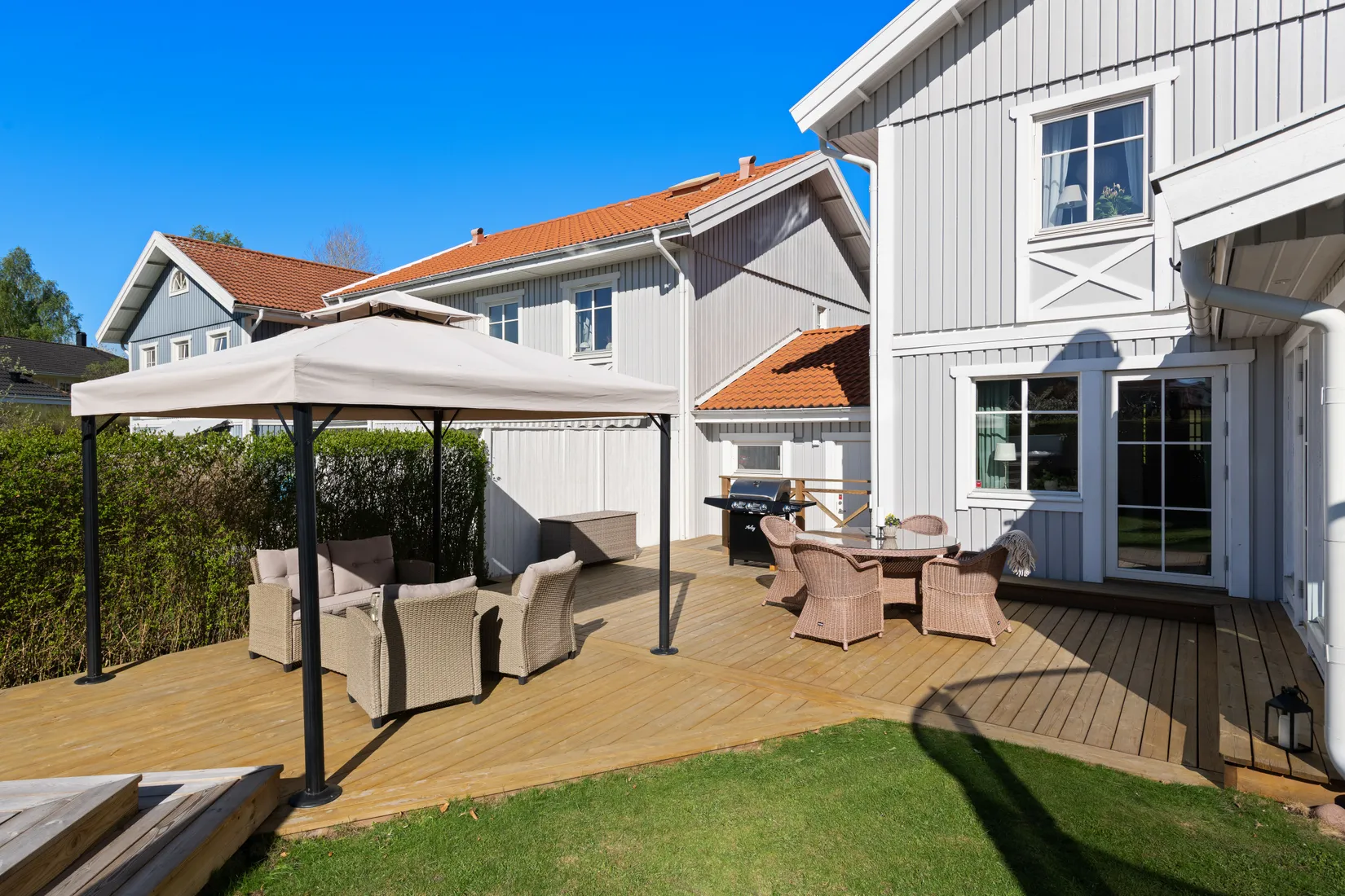 Villa, Radhus, Reduttvägen 88, Gribbylund, Täby