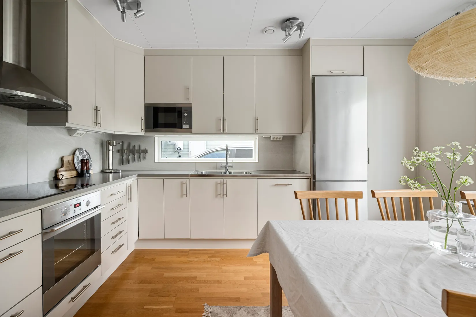 Villa, Skvadrongränd 7, Stäket, Järfälla