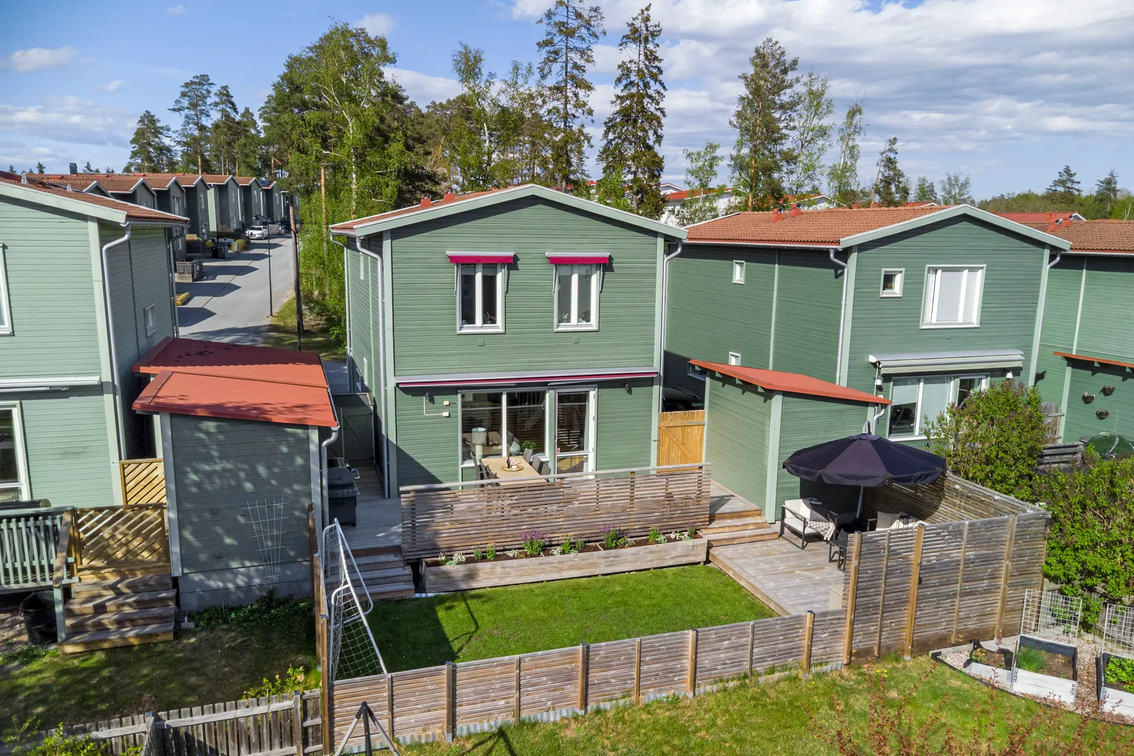 Villa, Skvadrongränd 7, Stäket, Järfälla