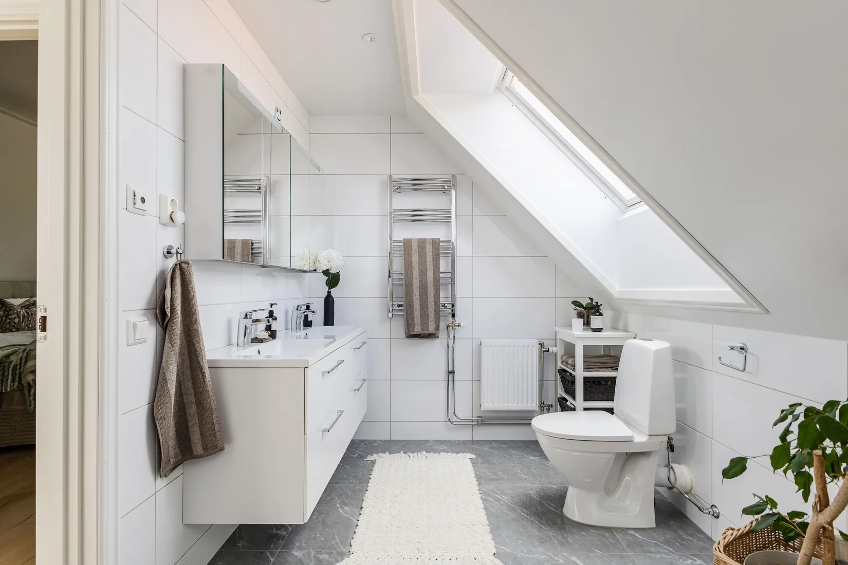 Villa, Skästa byväg 81, Skästa Hage, Västerås