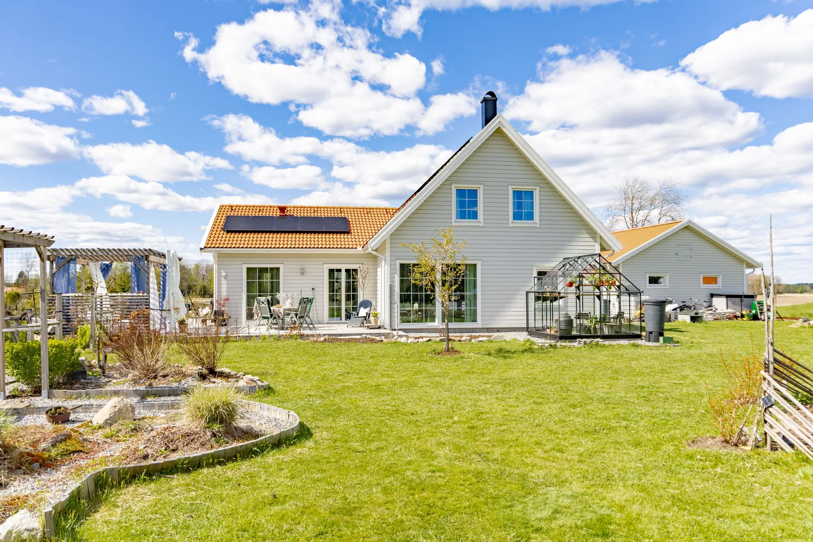 Villa, Skästa byväg 81, Skästa Hage, Västerås