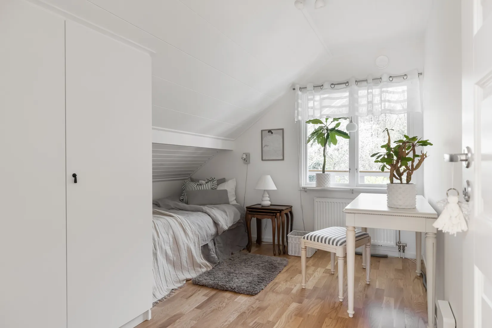 Villa, Radhus, Sjövindsgatan 4, Kungsbacka - Tingberget, Kungsbacka