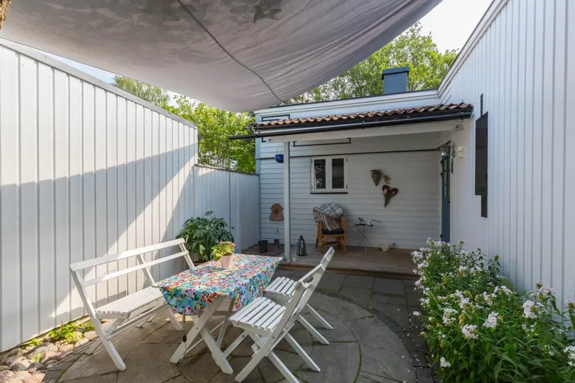 Villa, Radhus, Rosengårdsvägen 57, Dragonvreten/Rosengården , Vallentuna