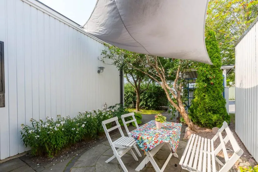 Villa, Radhus, Rosengårdsvägen 57, Dragonvreten/Rosengården , Vallentuna