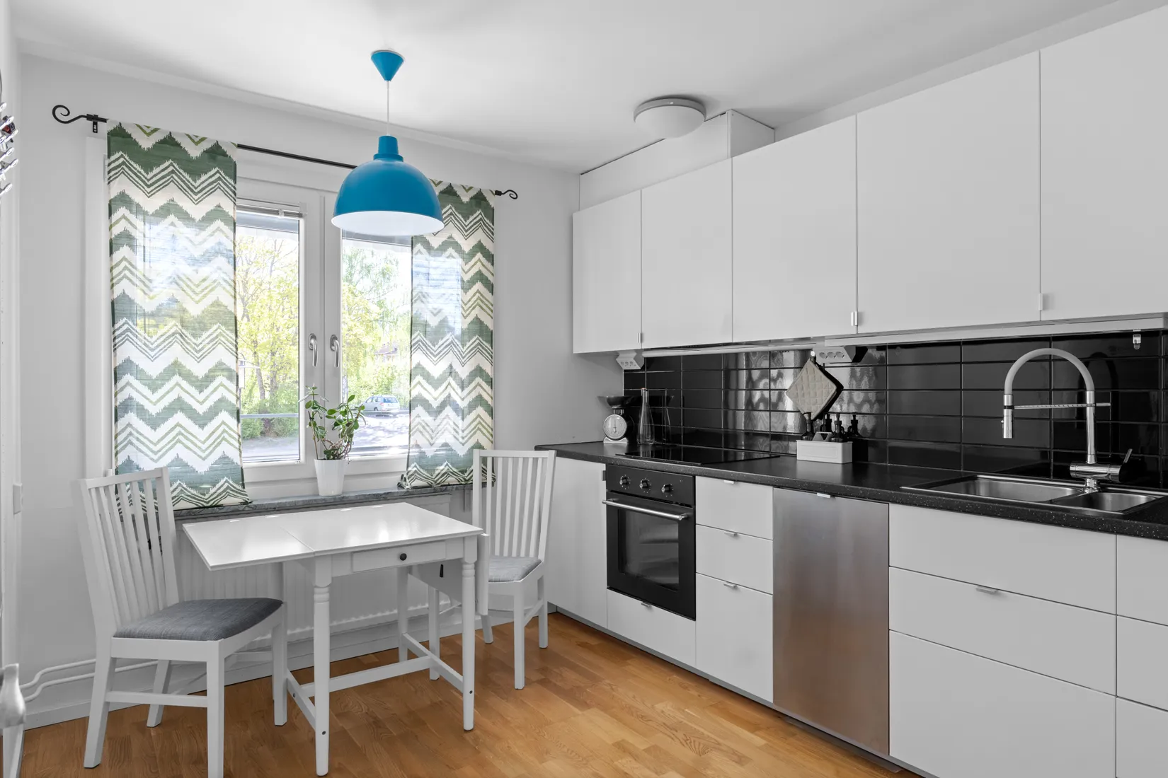 Bostadsrätt, Herrgårdsvägen 26, Centrala - Upplands Väsby, Upplands Väsby