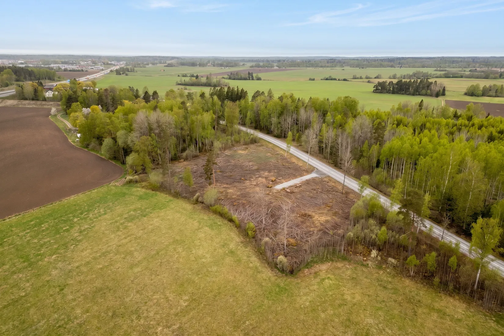 Tomt, Köping Charlottenberg, Köping