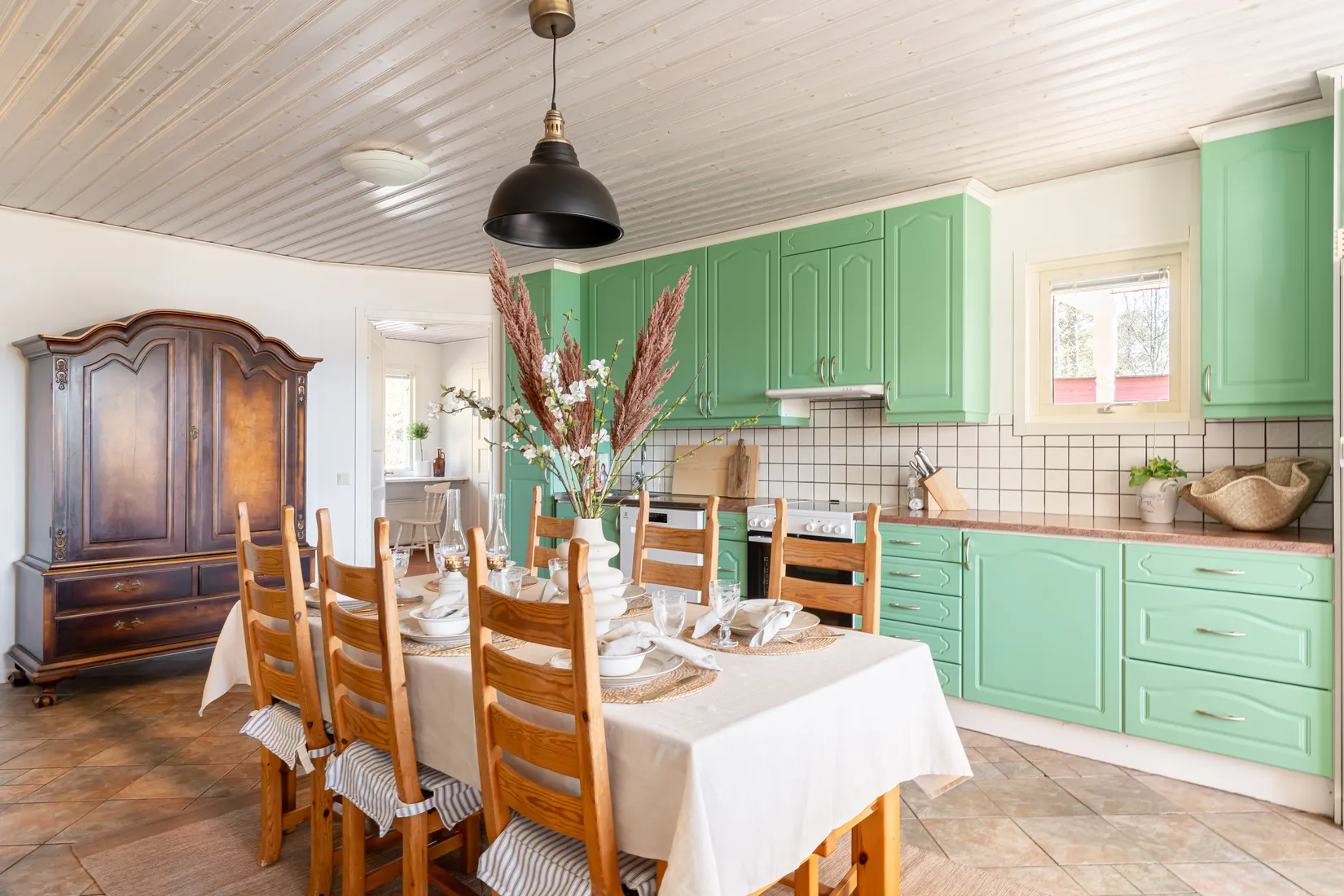 Villa, Holmtorpsvägen 31, Mälarbaden, Eskilstuna