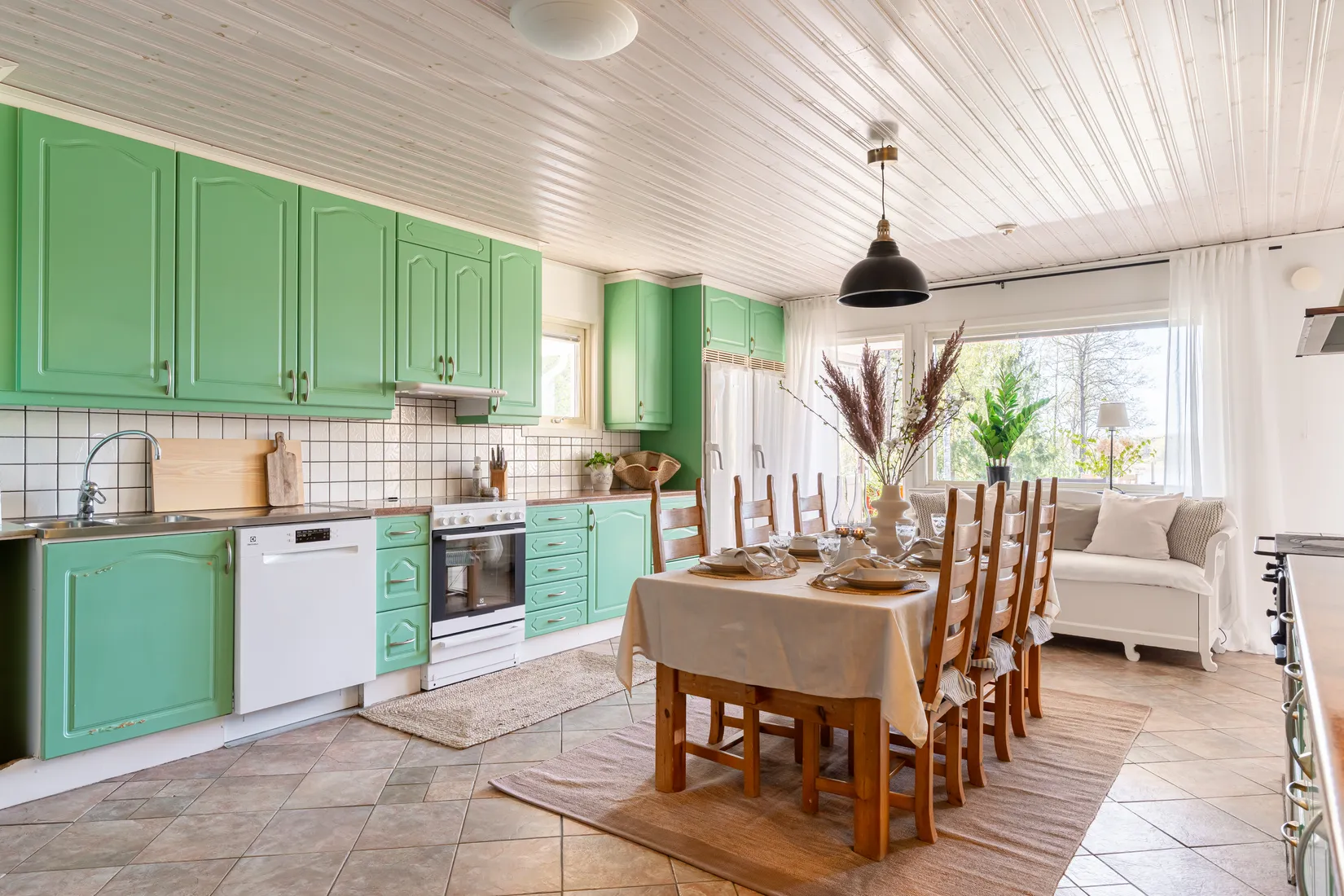 Villa, Holmtorpsvägen 31, Mälarbaden, Eskilstuna