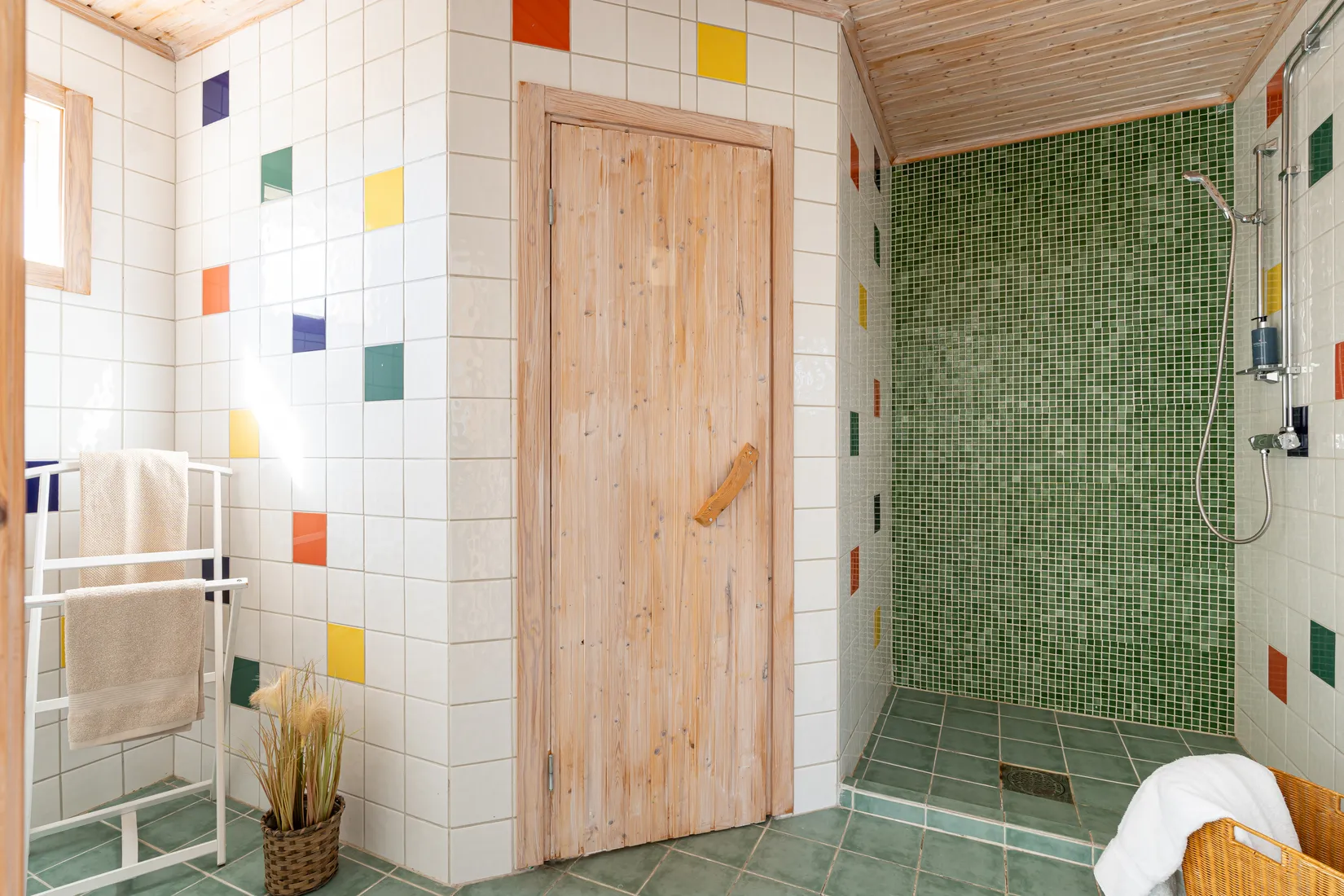 Villa, Holmtorpsvägen 31, Mälarbaden, Eskilstuna