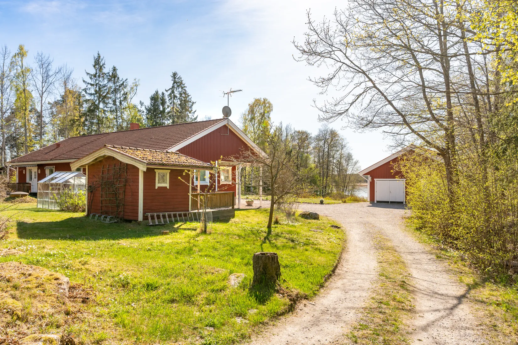 Villa, Holmtorpsvägen 31, Mälarbaden, Eskilstuna