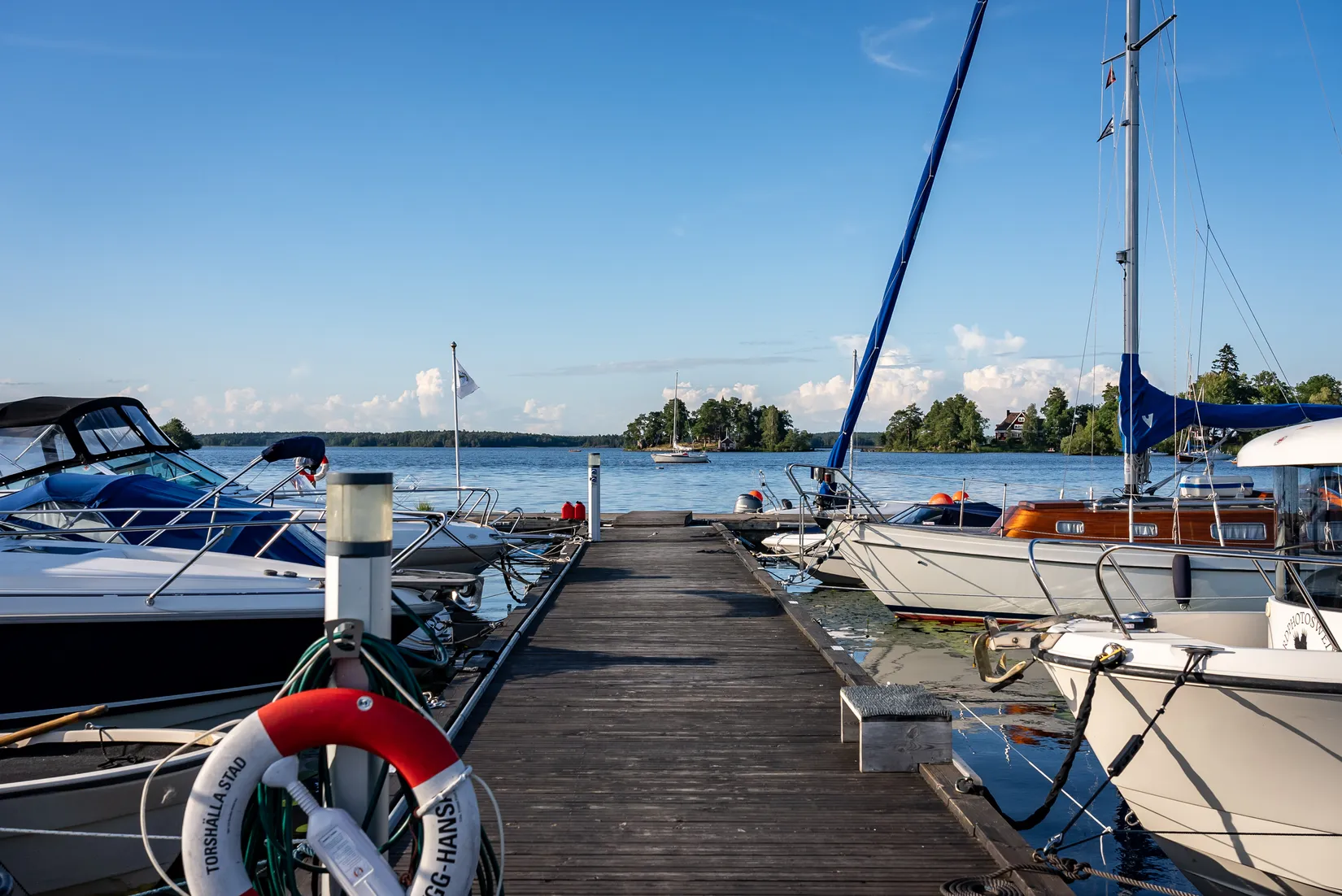 Tomt, Holmtorpsvägen 29B, Mälarbaden, Eskilstuna