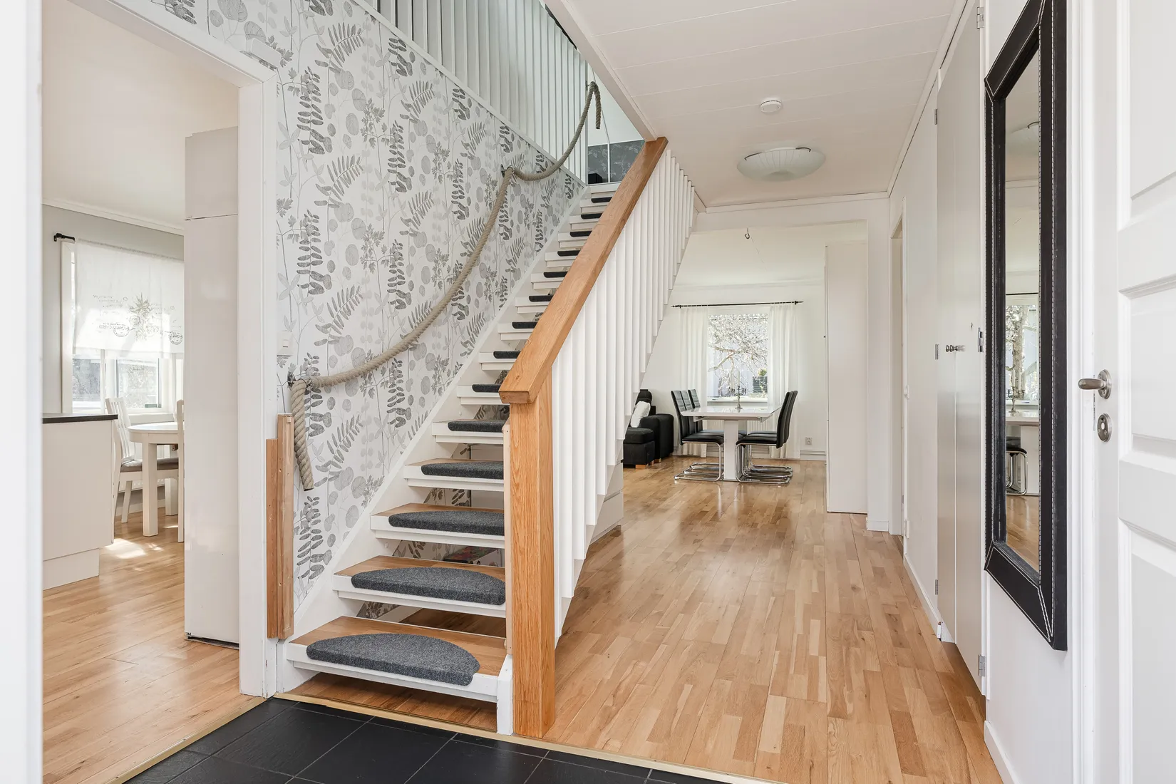Villa, Vitbergsgatan 24, Haga, Härnösand